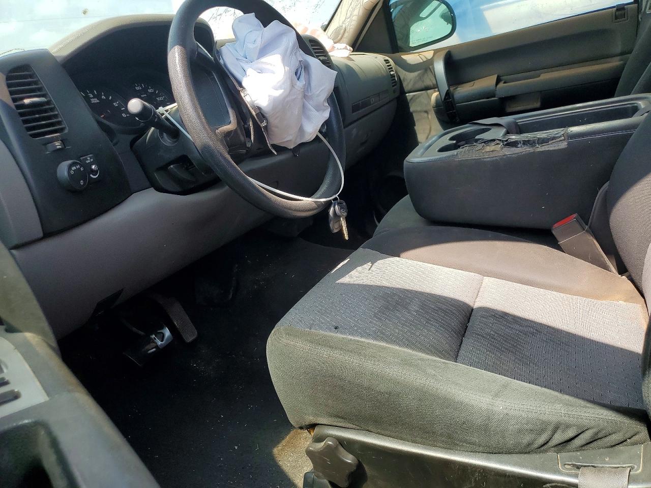 2008 Chevrolet Silverado C1500 White vin: 3GCEC13C98G291095