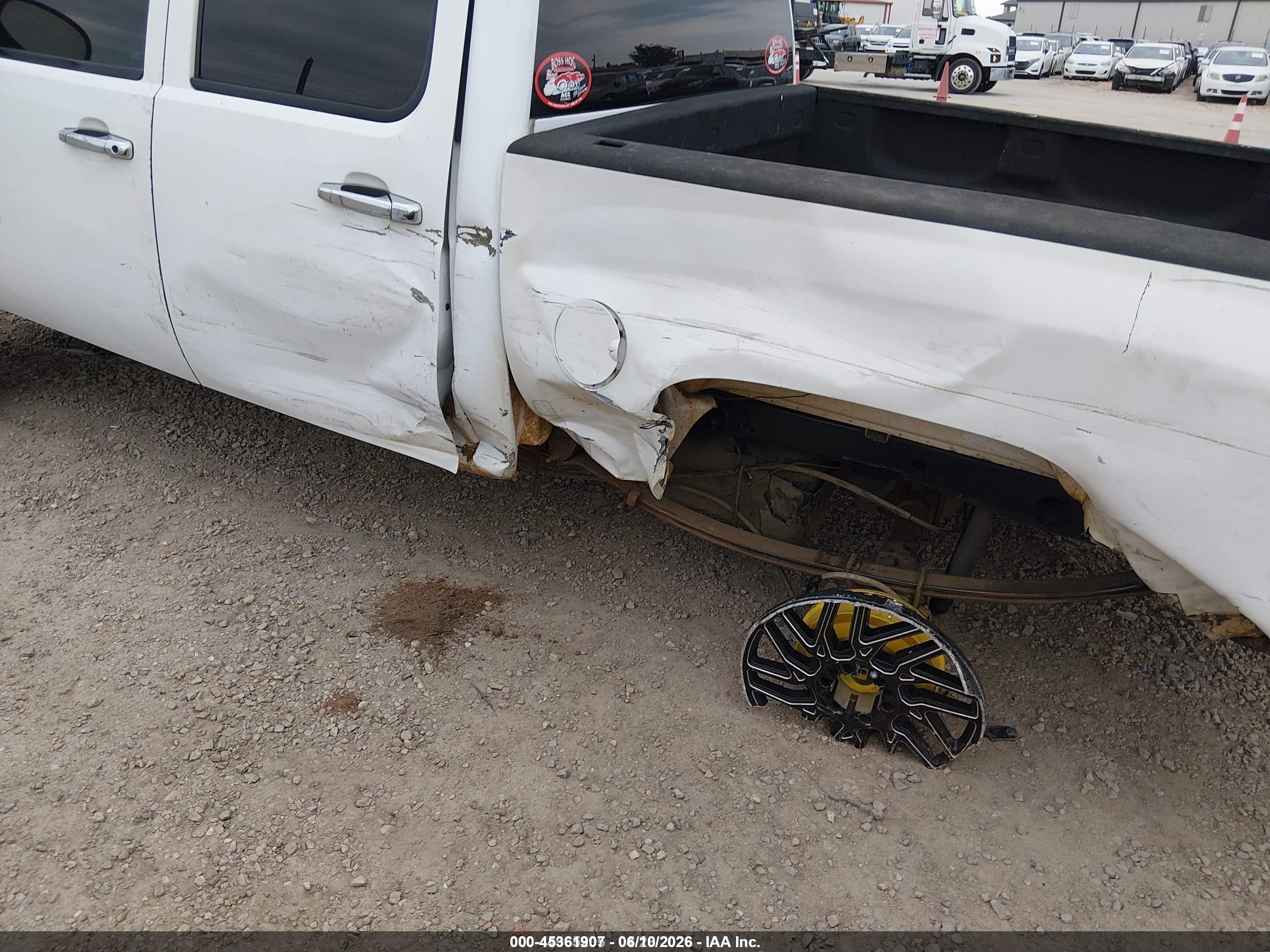 2009 Chevrolet Silverado 1500 Ls White vin: 3GCEC13CX9G248435