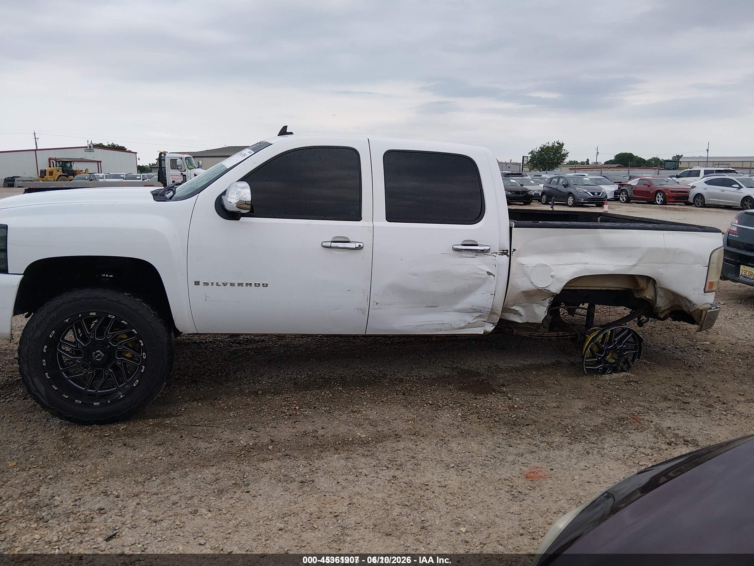 2009 Chevrolet Silverado 1500 Ls White vin: 3GCEC13CX9G248435