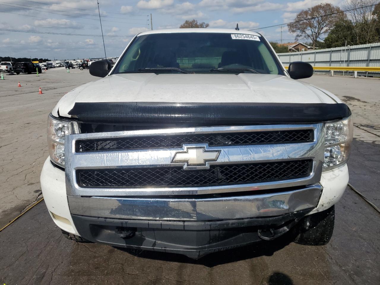 2008 Chevrolet Silverado C1500 White vin: 3GCEC13J68G241561