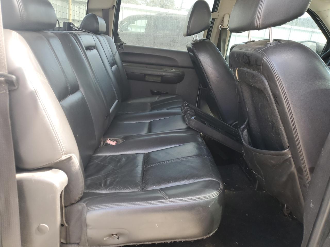 2008 Chevrolet Silverado C1500 White vin: 3GCEC13J68G241561