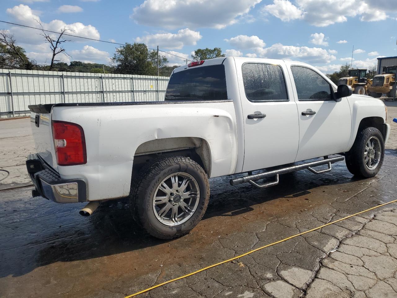 2008 Chevrolet Silverado C1500 White vin: 3GCEC13J68G241561