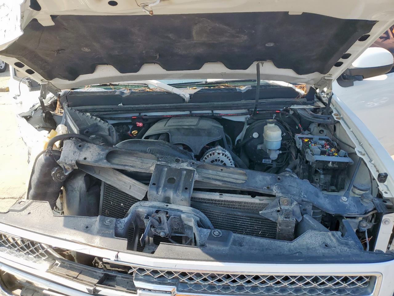 2007 Chevrolet Silverado C1500 Crew Cab White vin: 3GCEC13J77G520256