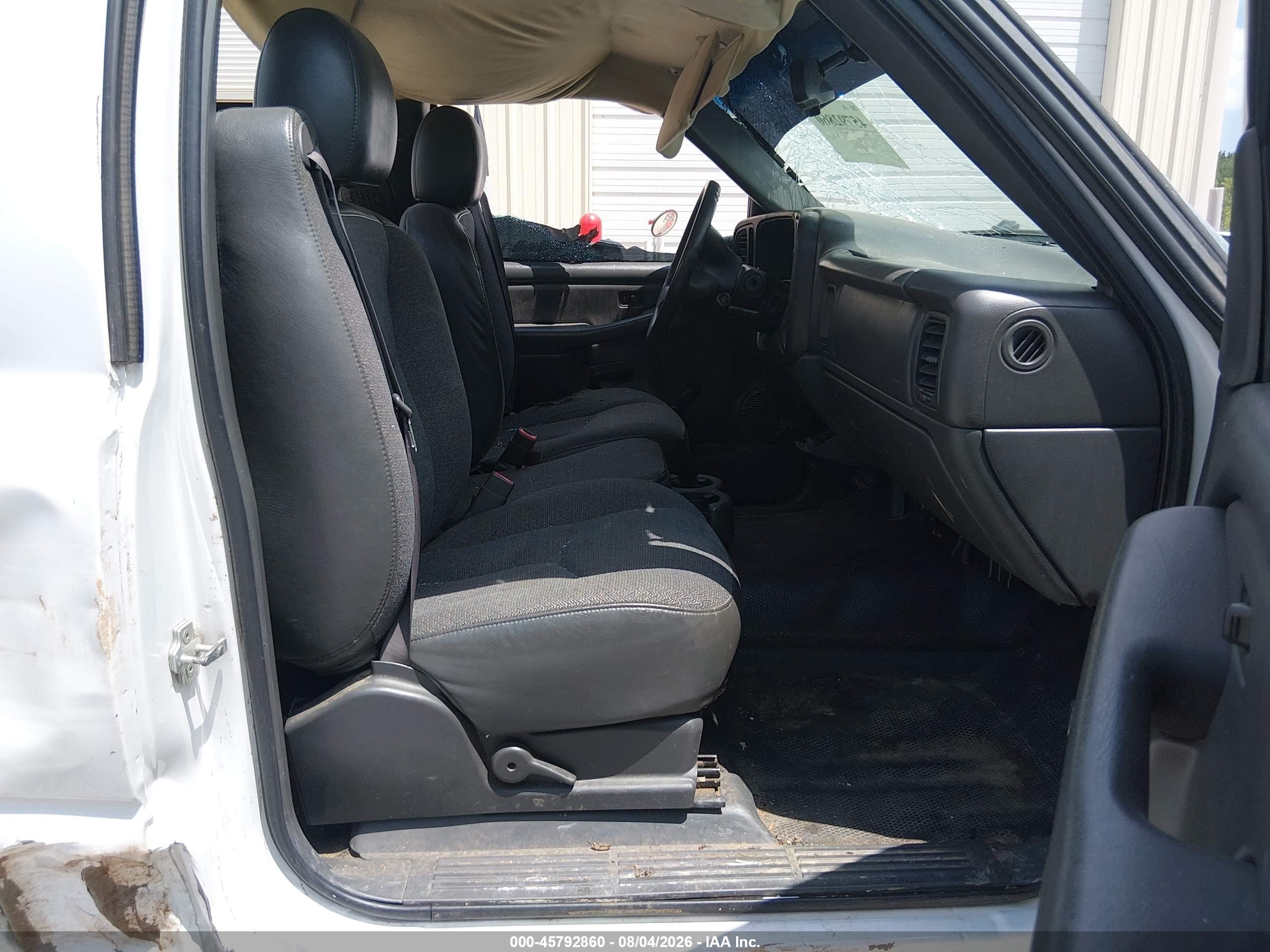 2006 Chevrolet Silverado 1500 Work Truck White vin: 3GCEC14V36G142517