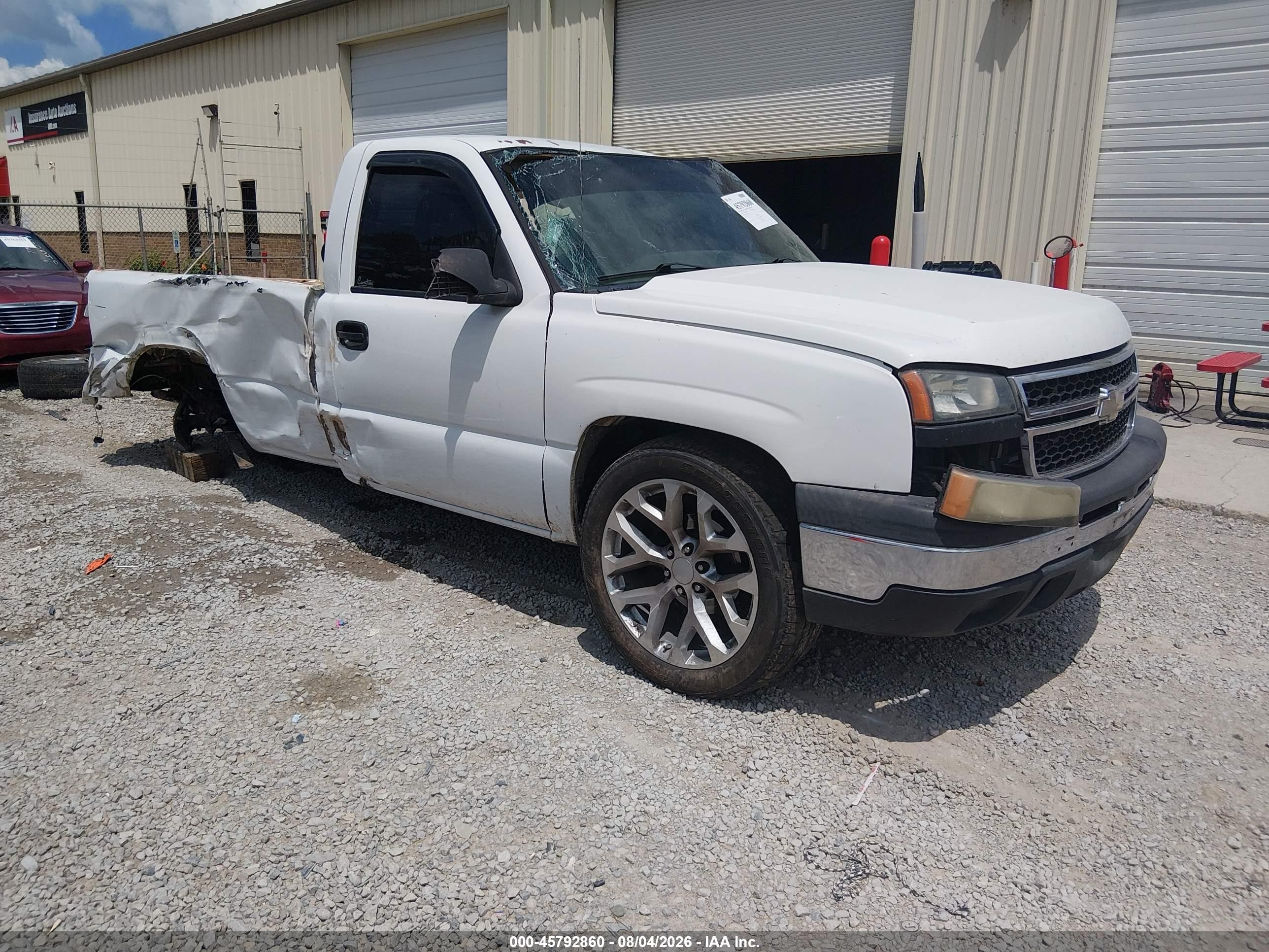 2006 Chevrolet Silverado 1500 Work Truck Белый vin: 3GCEC14V36G142517