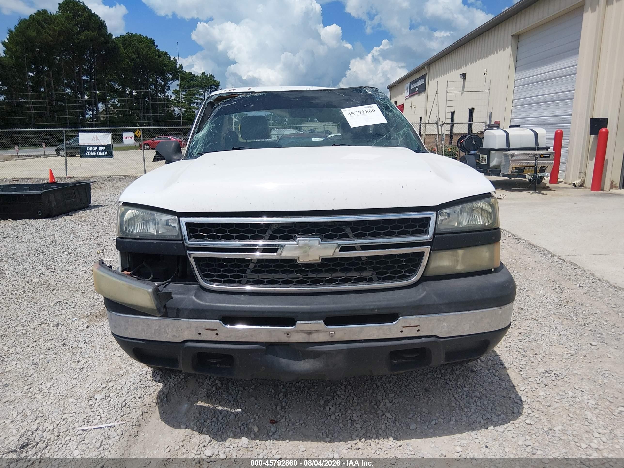 2006 Chevrolet Silverado 1500 Work Truck White vin: 3GCEC14V36G142517