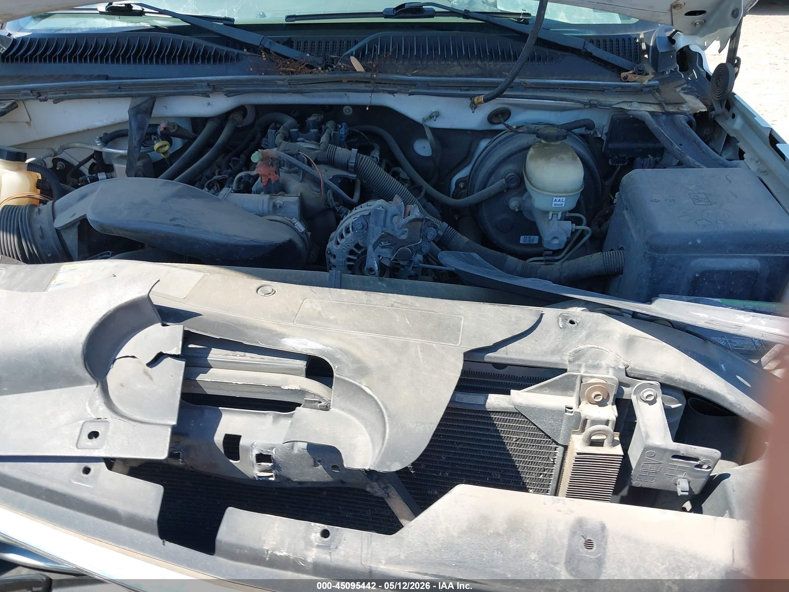 2006 Chevrolet Silverado 1500 Work Truck White vin: 3GCEC14V56G185188