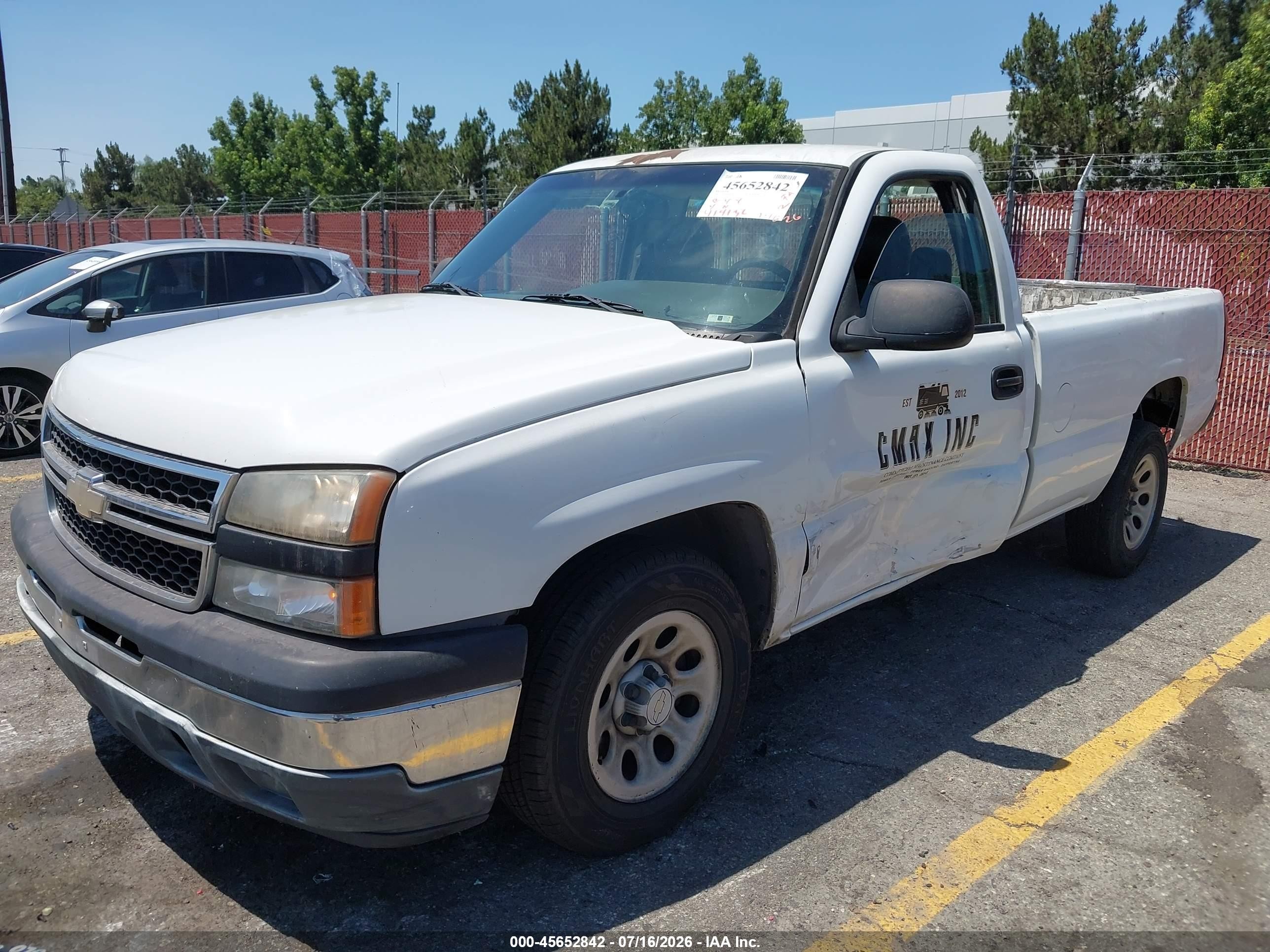 2006 Chevrolet Silverado 1500 Work Truck White vin: 3GCEC14V66G222569