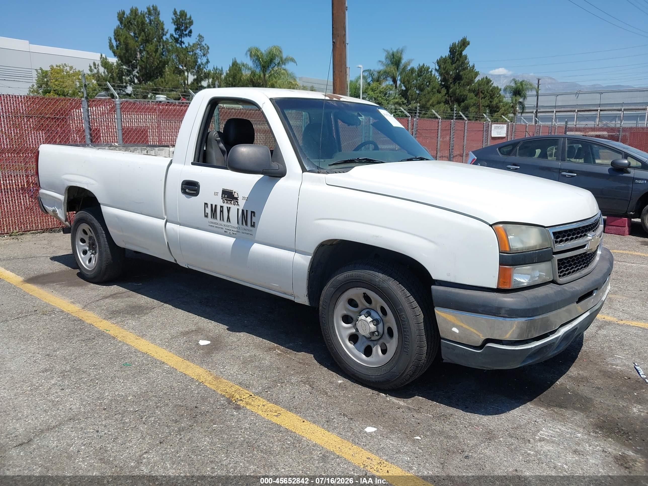 2006 Chevrolet Silverado 1500 Work Truck White vin: 3GCEC14V66G222569