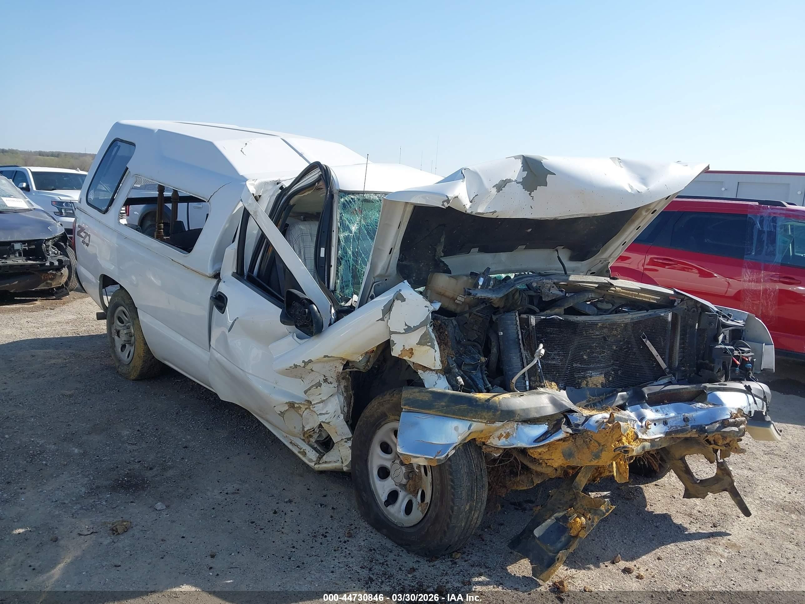 2006 Chevrolet Silverado 1500 Work Truck White vin: 3GCEC14V76G142522