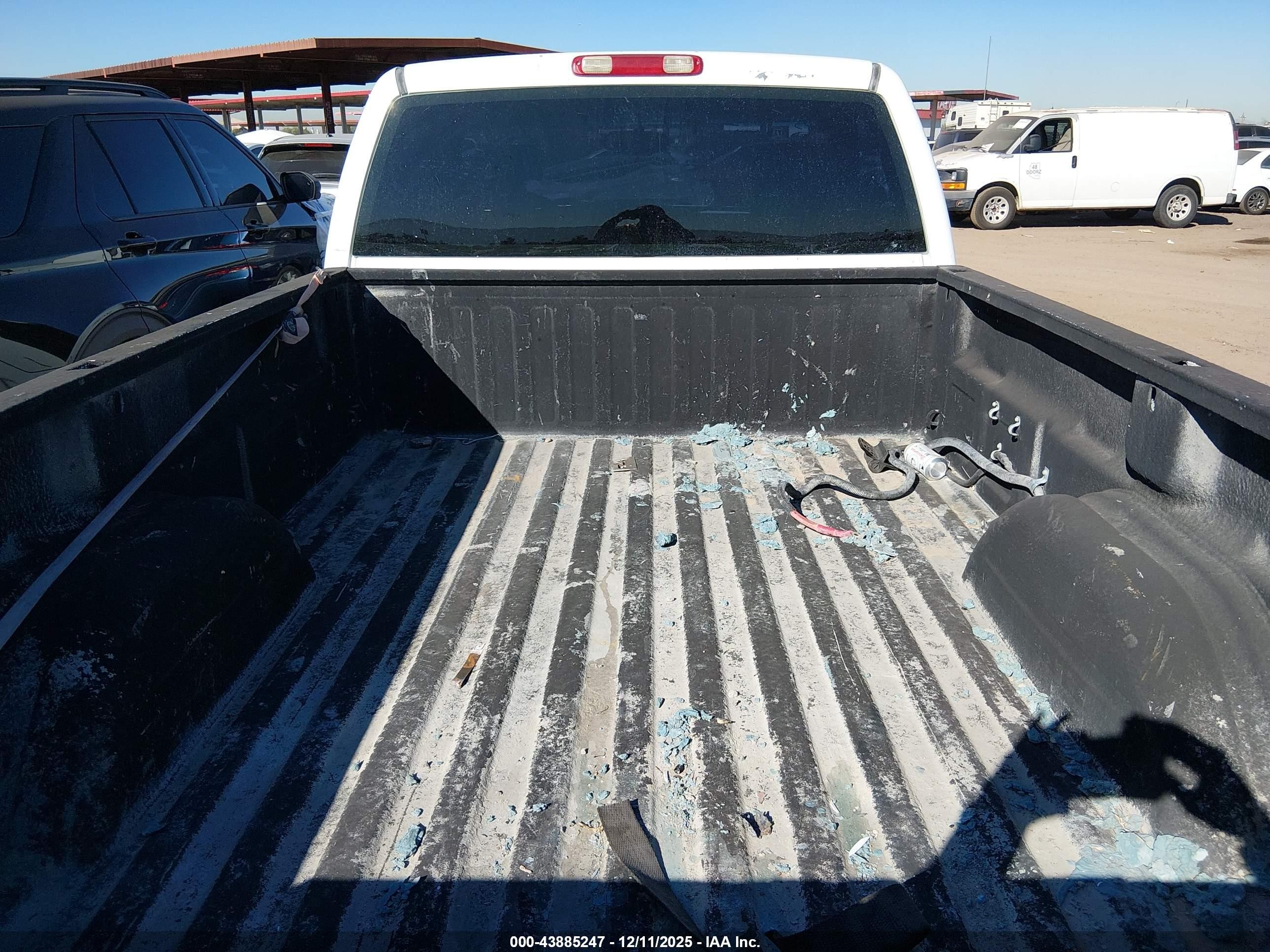 2006 Chevrolet Silverado 1500 Work Truck White vin: 3GCEC14X16G148074