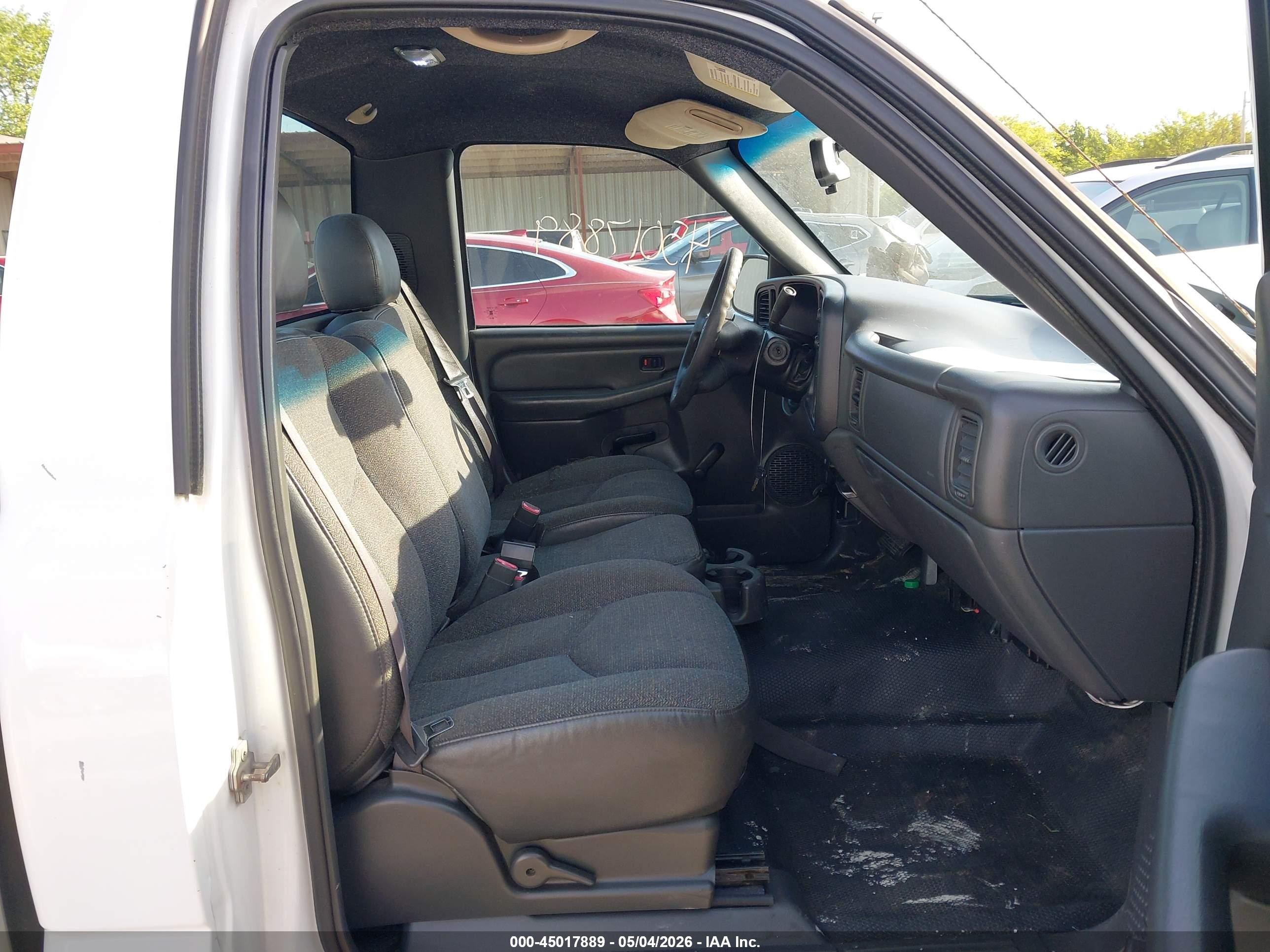2006 Chevrolet Silverado 1500 Work Truck White vin: 3GCEC14X16G180443