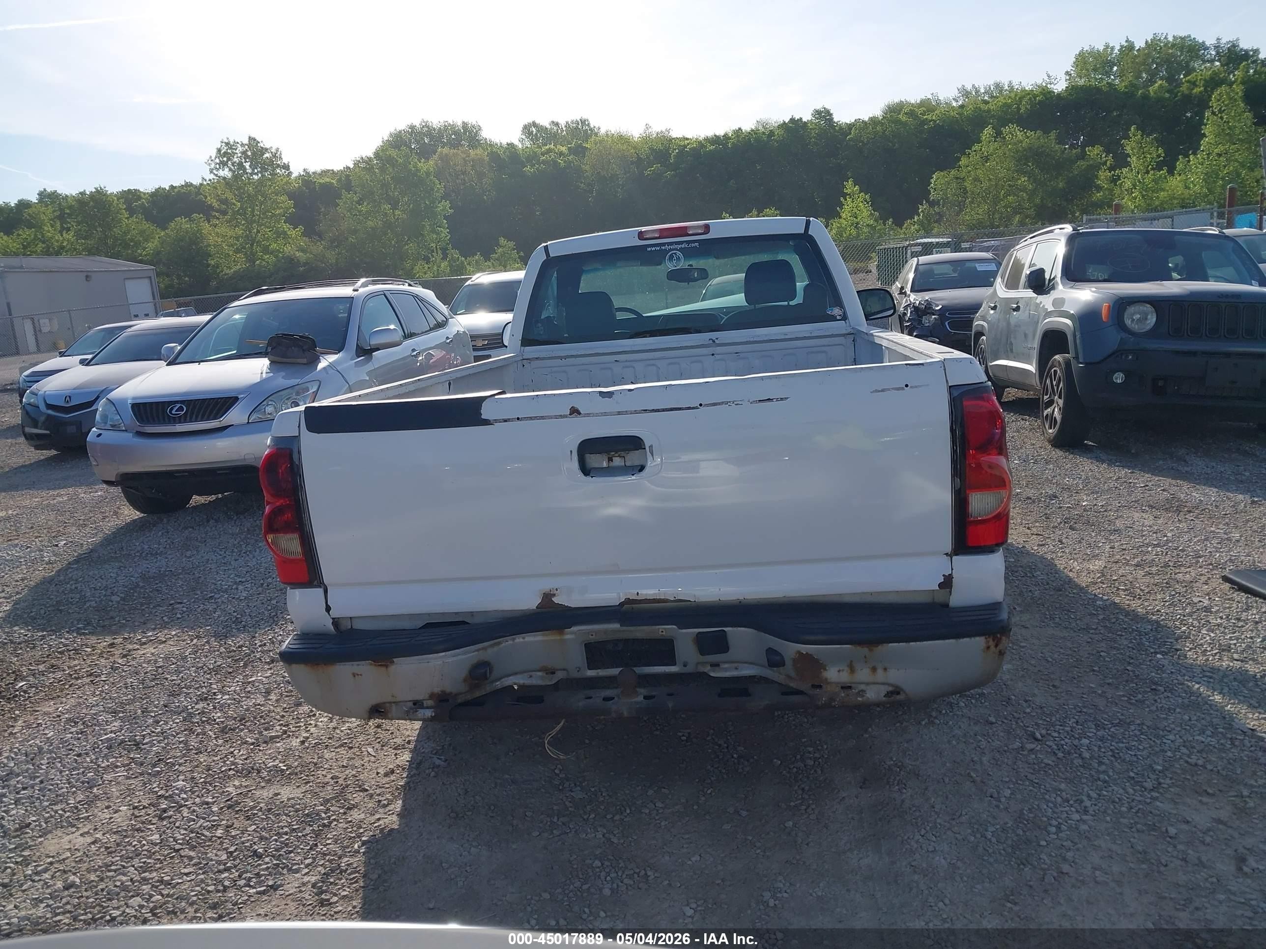 2006 Chevrolet Silverado 1500 Work Truck White vin: 3GCEC14X16G180443
