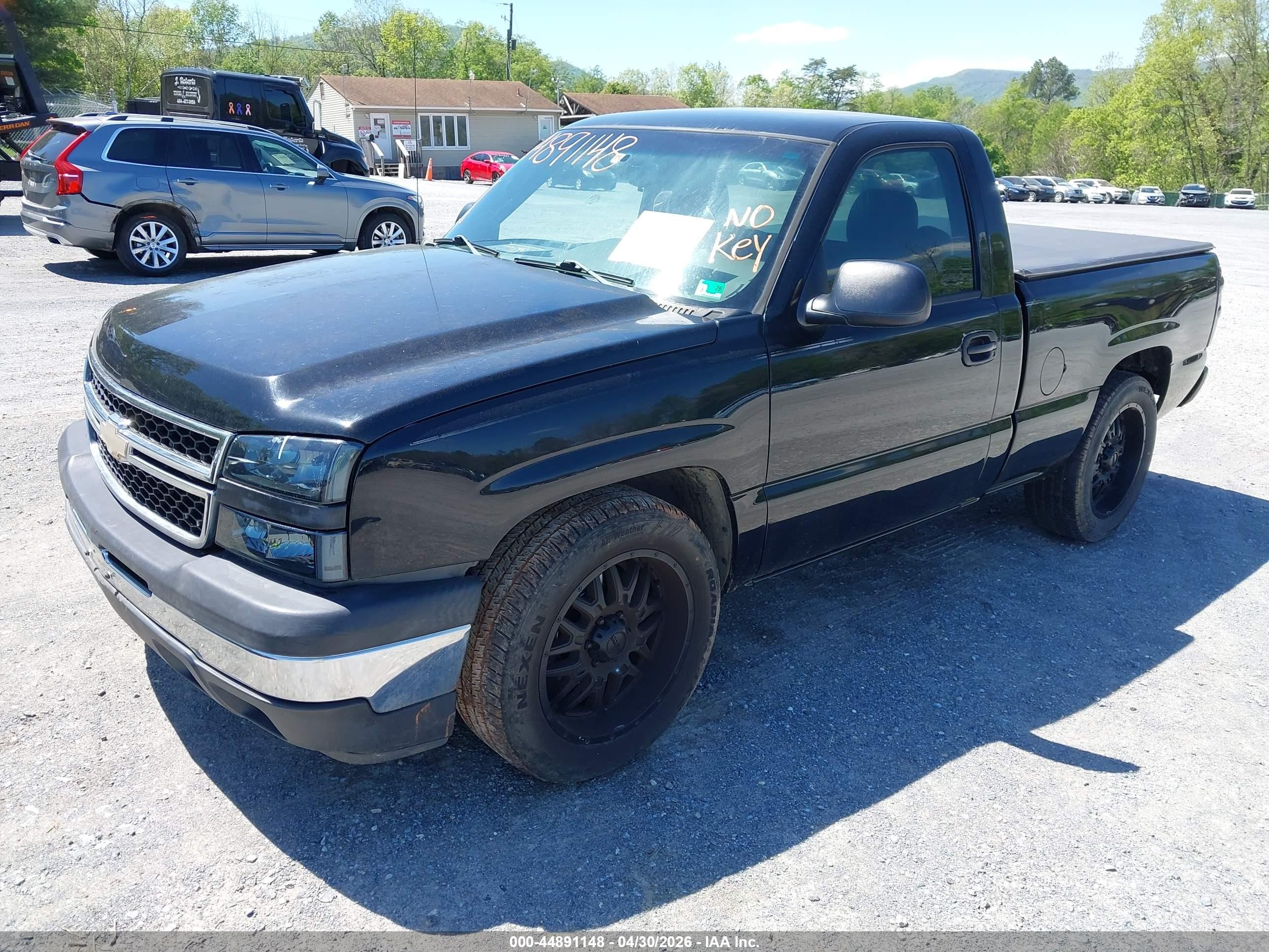 2006 Chevrolet Silverado 1500 Work Truck Black vin: 3GCEC14X26G172495