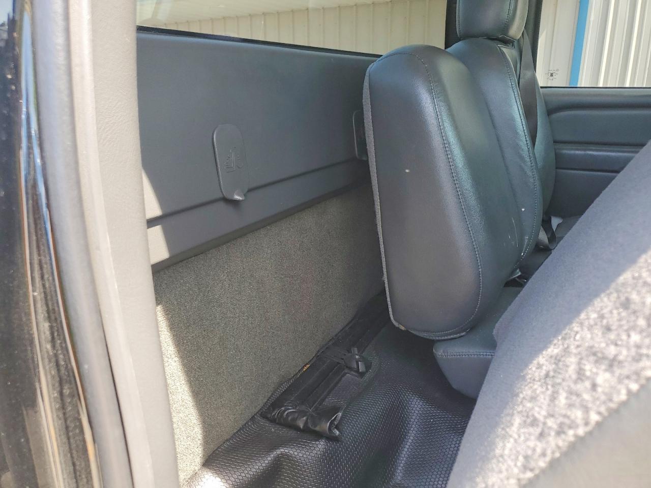 2006 Chevrolet Silverado C1500 Black vin: 3GCEC14X26G271401