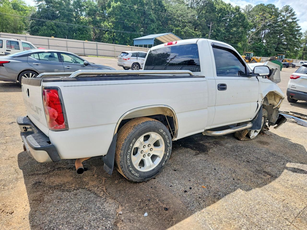 2006 Chevrolet Silverado C1500 White vin: 3GCEC14X26G271561