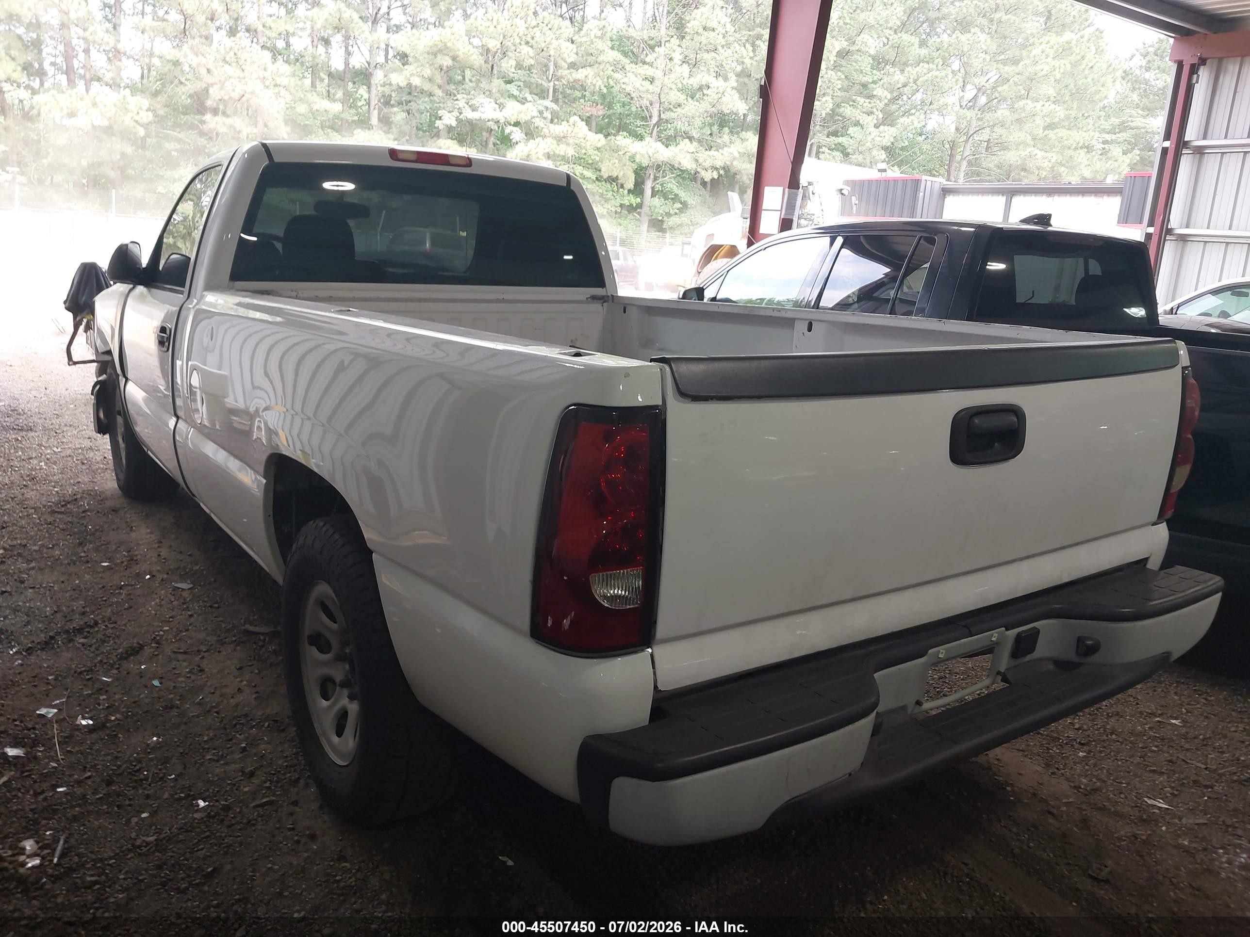 2006 Chevrolet Silverado 1500 Work Truck White vin: 3GCEC14X36G174708