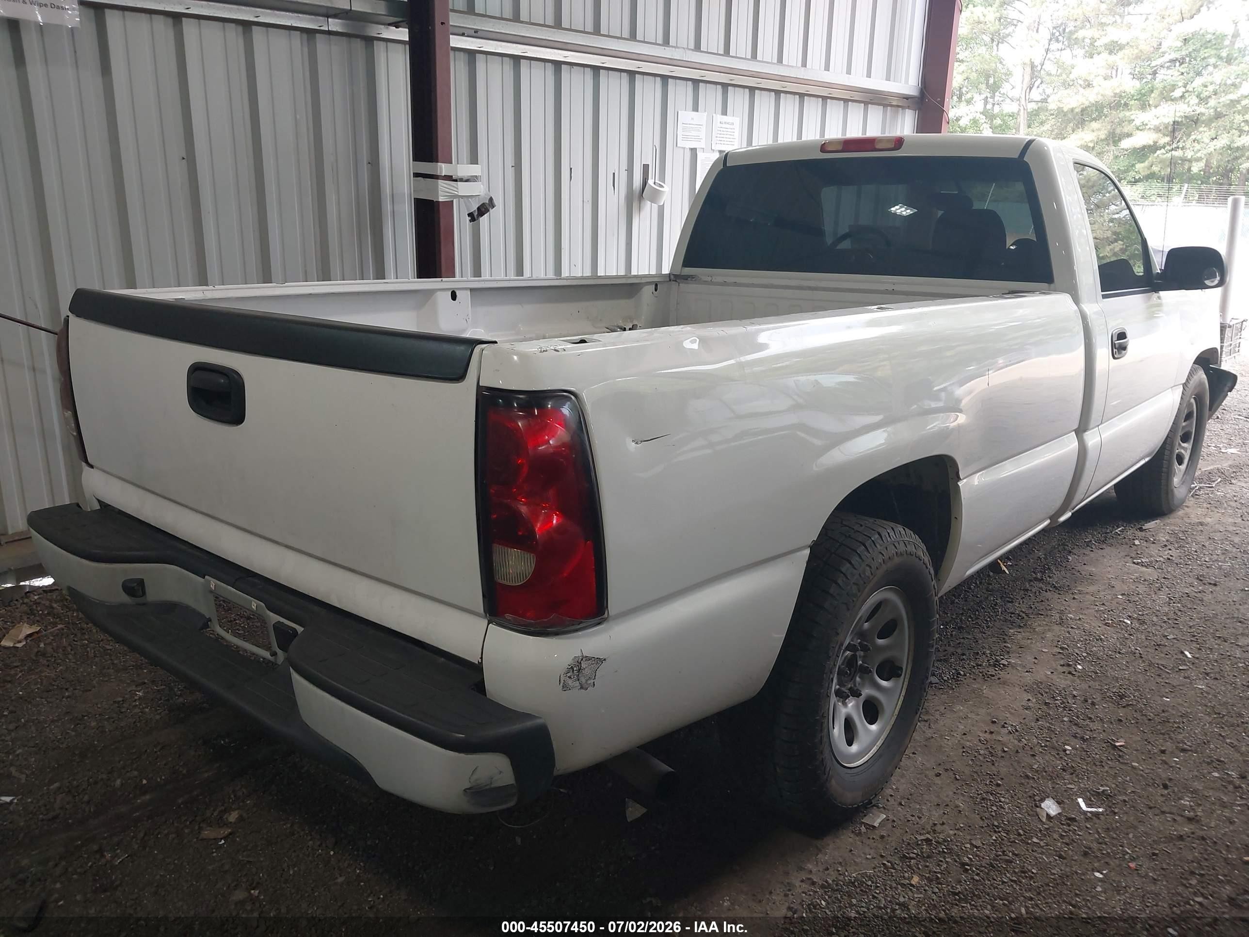 2006 Chevrolet Silverado 1500 Work Truck White vin: 3GCEC14X36G174708