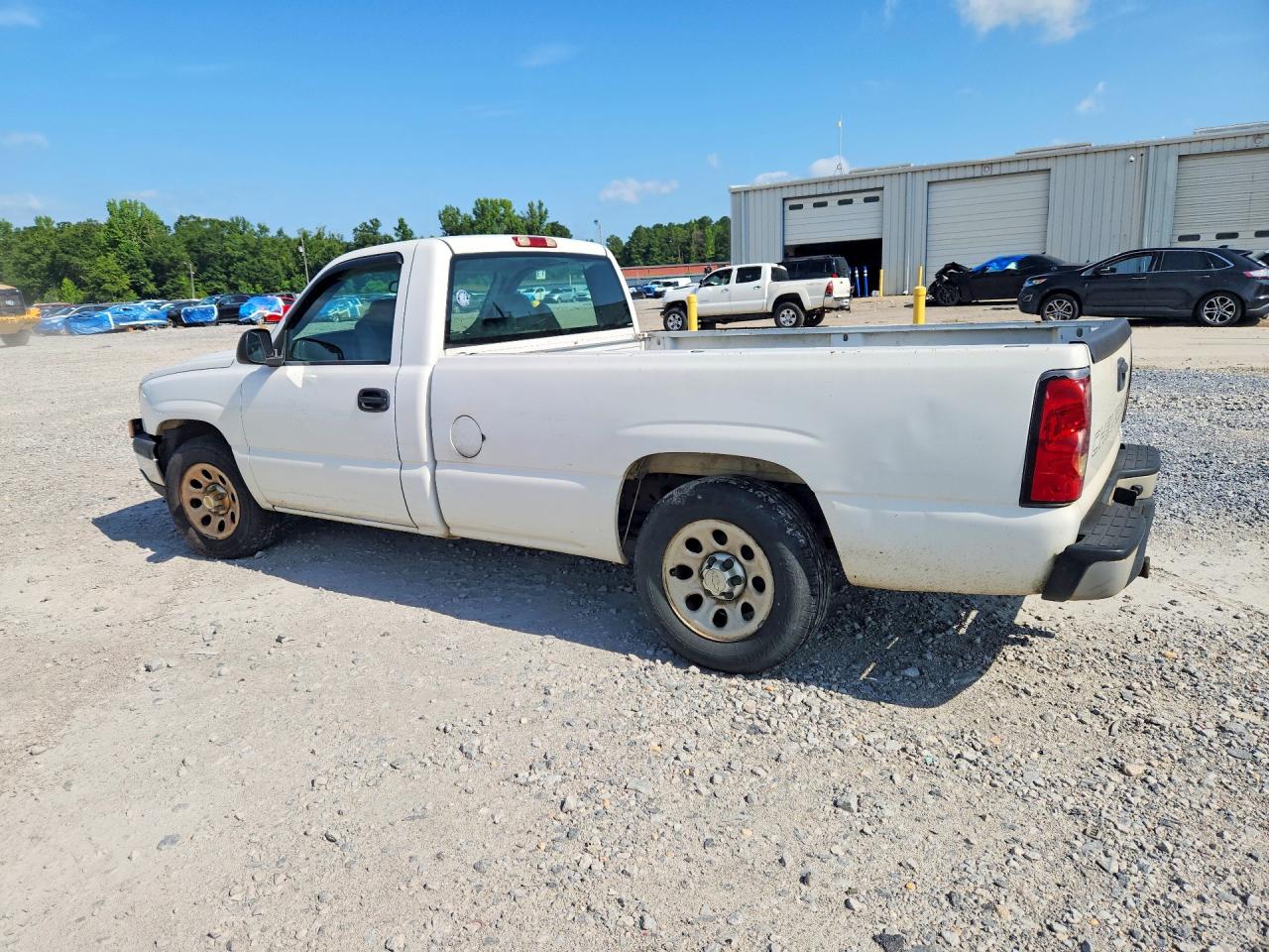 2006 Chevrolet Silverado C1500 White vin: 3GCEC14X36G178970