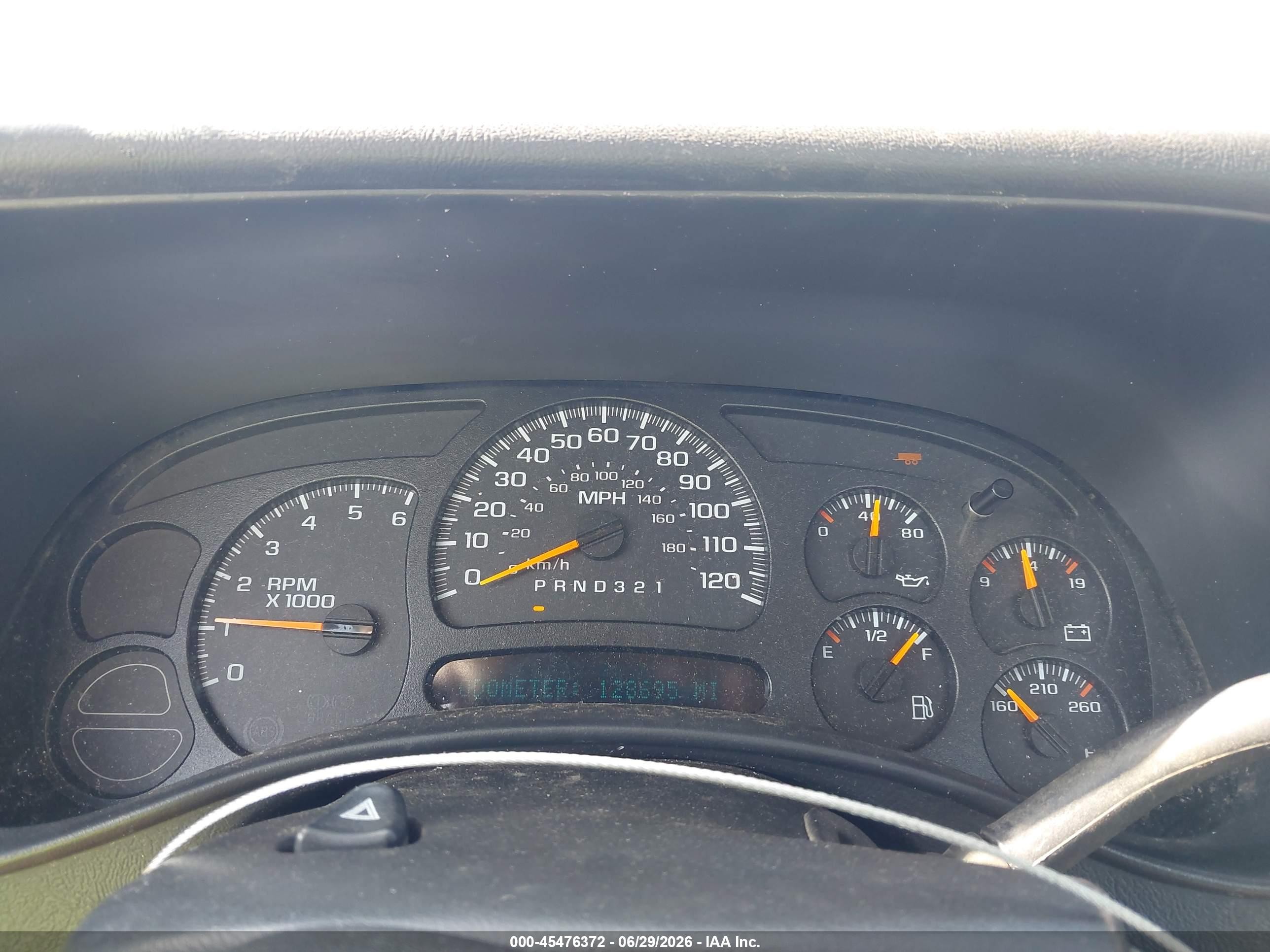 2007 Chevrolet Silverado 1500 Classic Work Truck White vin: 3GCEC14X37G185127