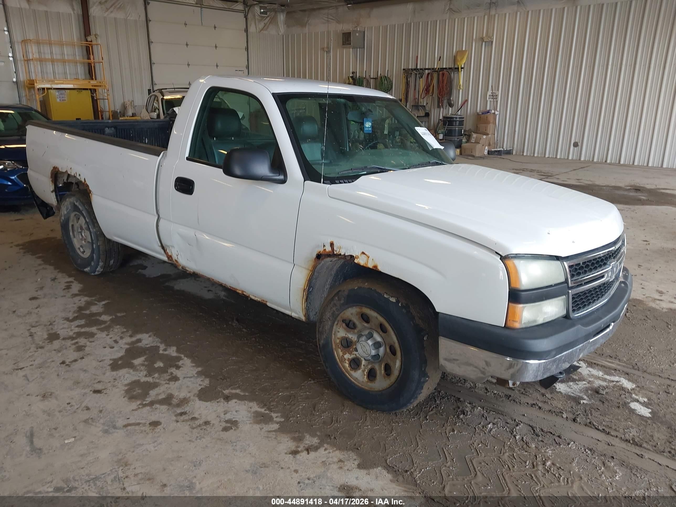 2006 Chevrolet Silverado 1500 Work Truck White vin: 3GCEC14X46G155567