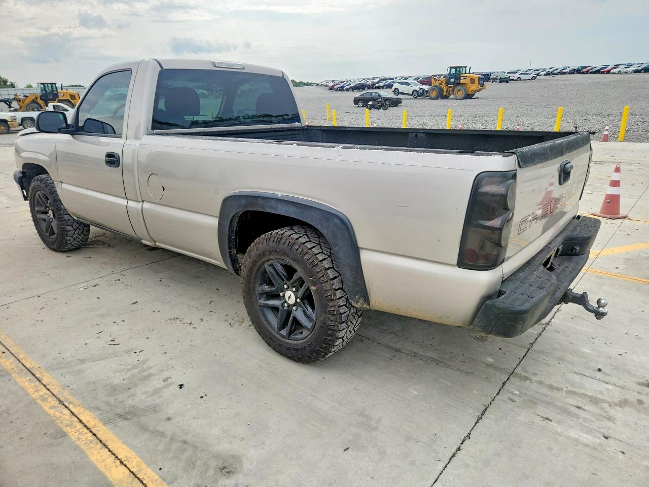 2006 Chevrolet Silverado C1500 Tan vin: 3GCEC14X46G170893