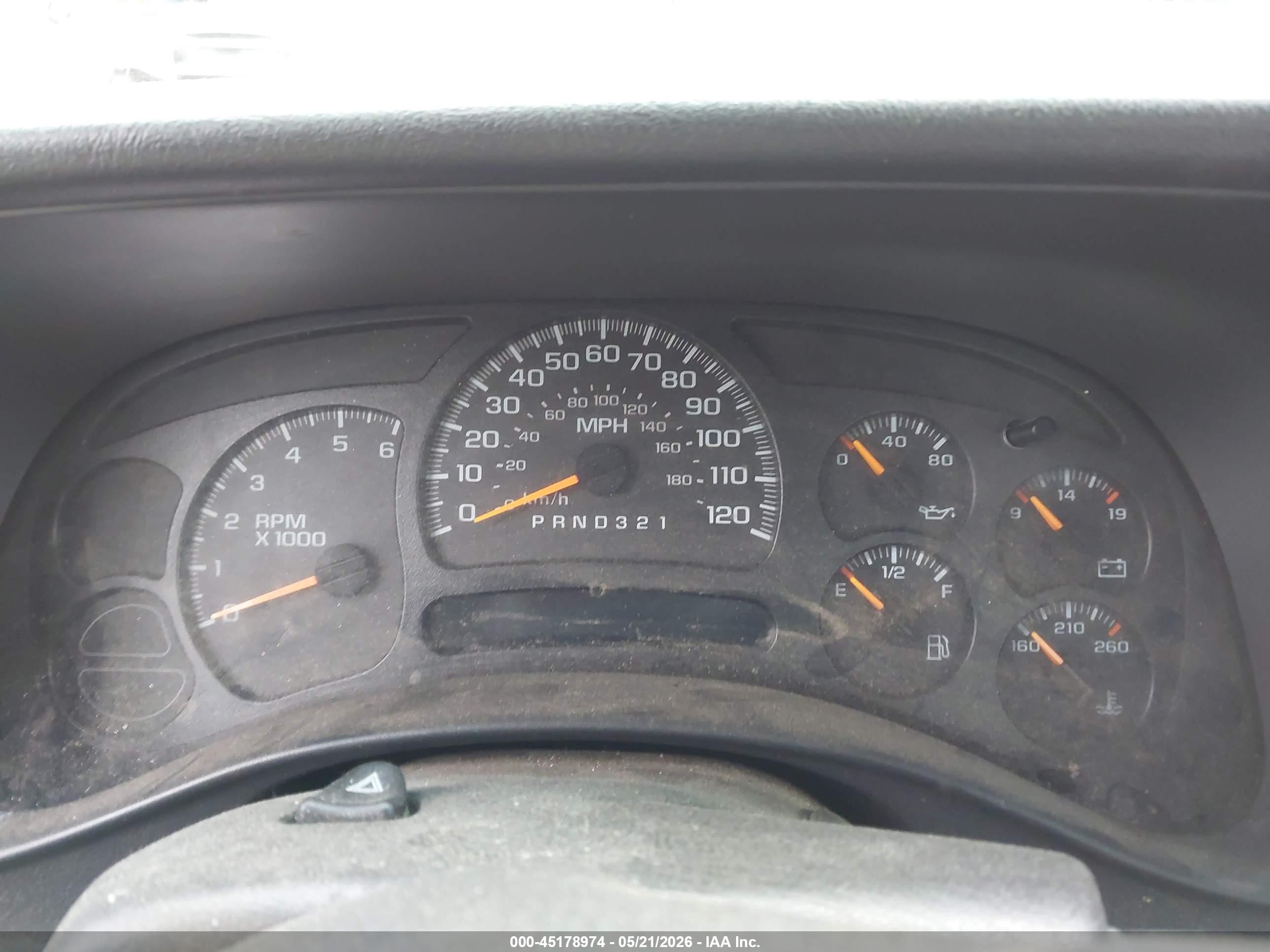 2007 Chevrolet Silverado 1500 Classic Work Truck White vin: 3GCEC14X47G203280
