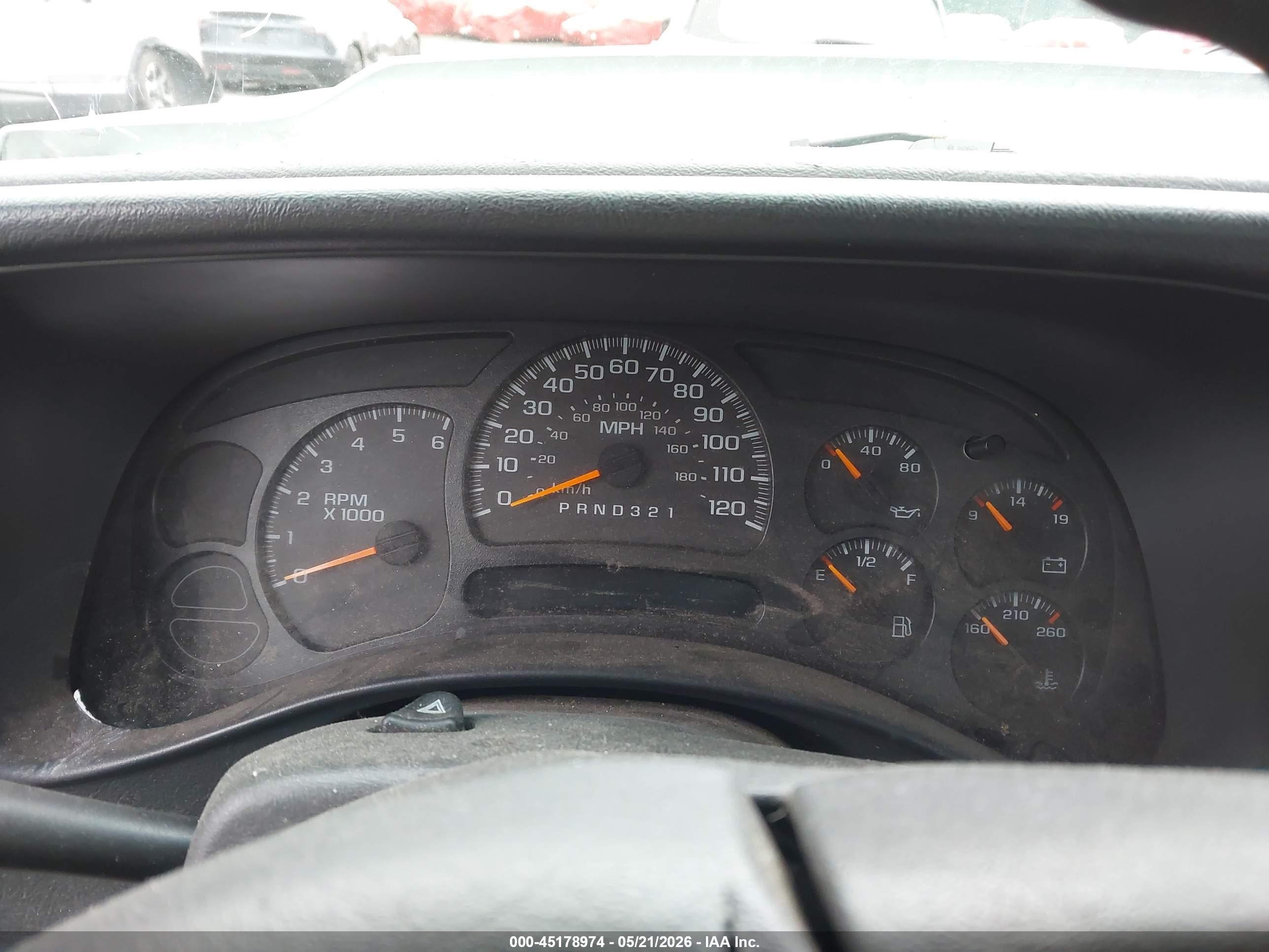 2007 Chevrolet Silverado 1500 Classic Work Truck White vin: 3GCEC14X47G203280