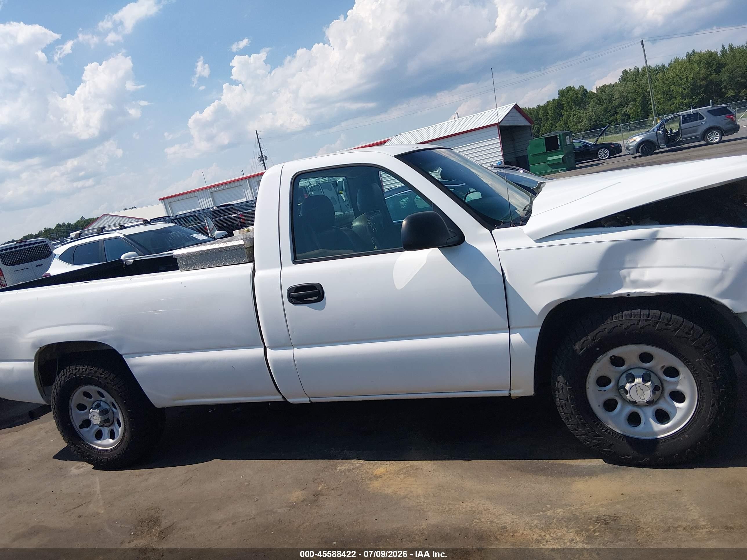 2006 Chevrolet Silverado 1500 Work Truck White vin: 3GCEC14X56G147834