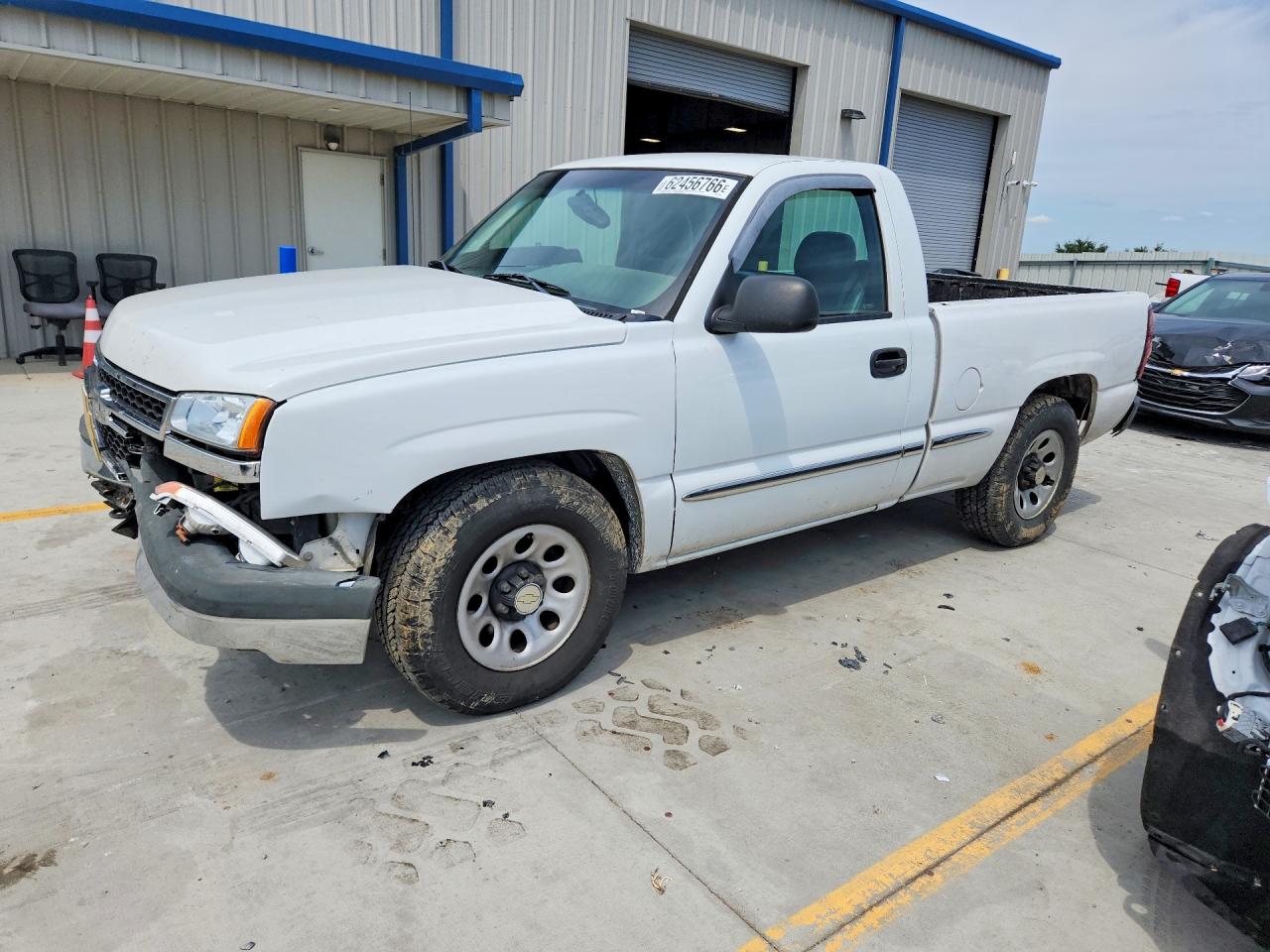 2007 Chevrolet Silverado C1500 Classic White vin: 3GCEC14X57G179040