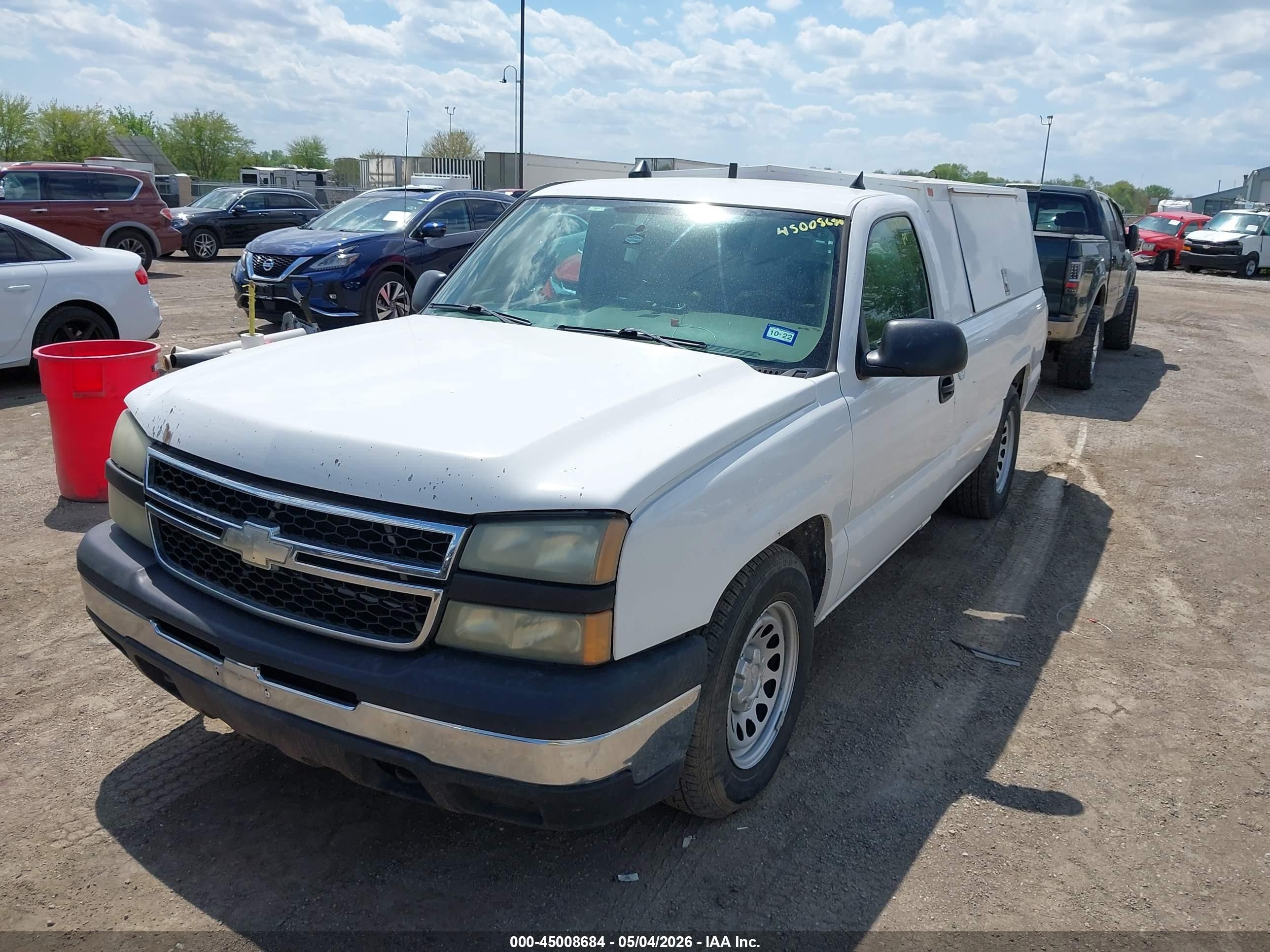 2006 Chevrolet Silverado 1500 Work Truck Белый vin: 3GCEC14X66G252379
