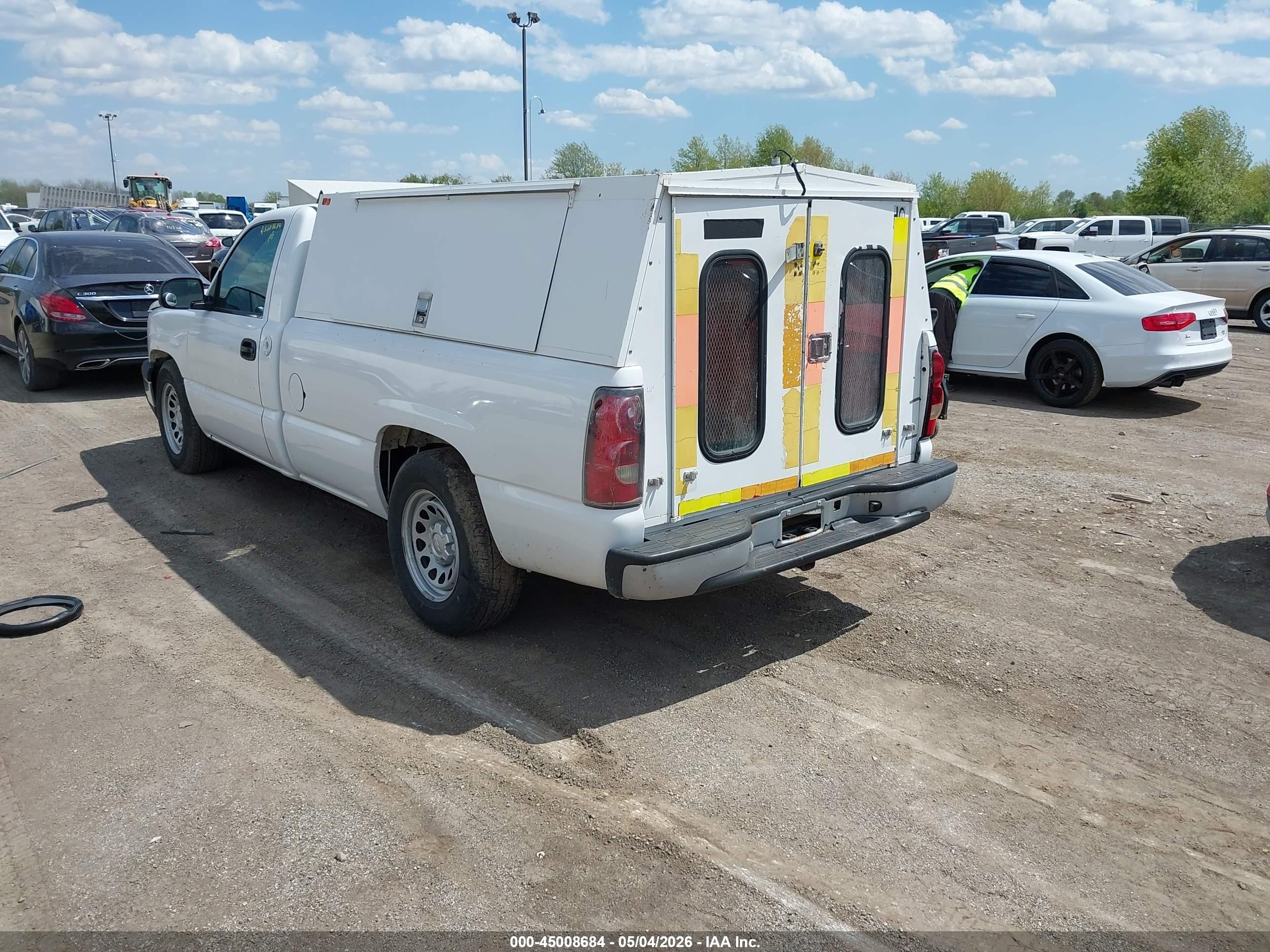 2006 Chevrolet Silverado 1500 Work Truck Белый vin: 3GCEC14X66G252379