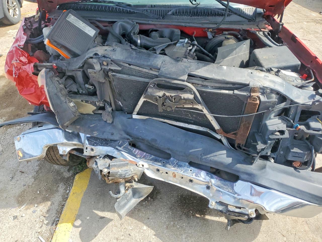 2006 Chevrolet Silverado C1500 Red vin: 3GCEC14X66G269117