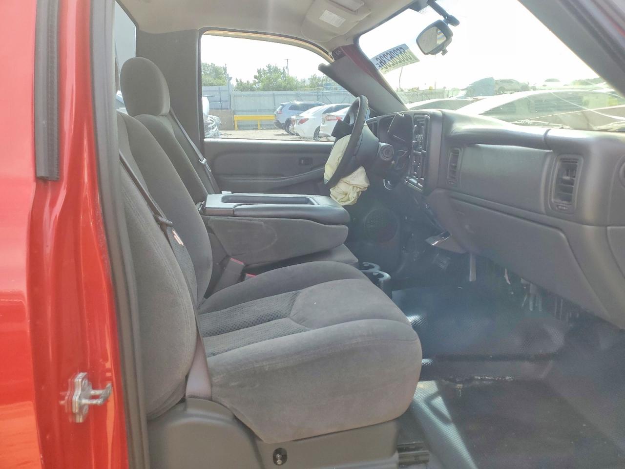 2006 Chevrolet Silverado C1500 Red vin: 3GCEC14X66G269117