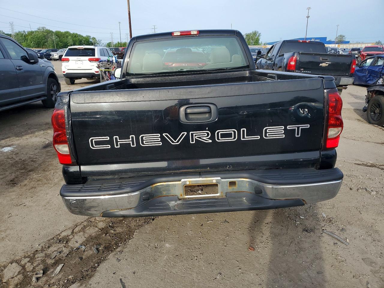2007 Chevrolet Silverado C1500 Classic Черный vin: 3GCEC14X87G224584
