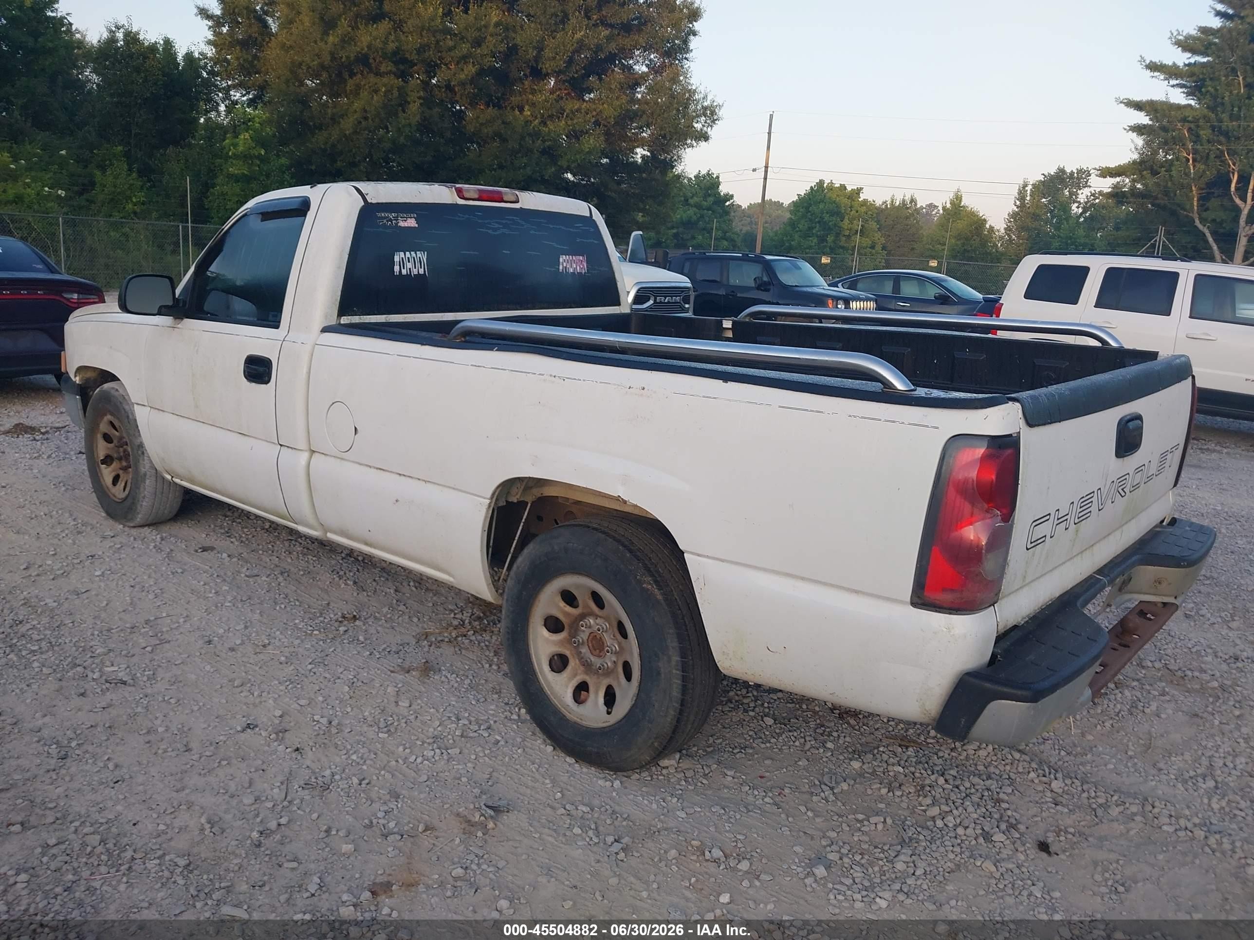 2006 Chevrolet Silverado 1500 Work Truck White vin: 3GCEC14X96G184210