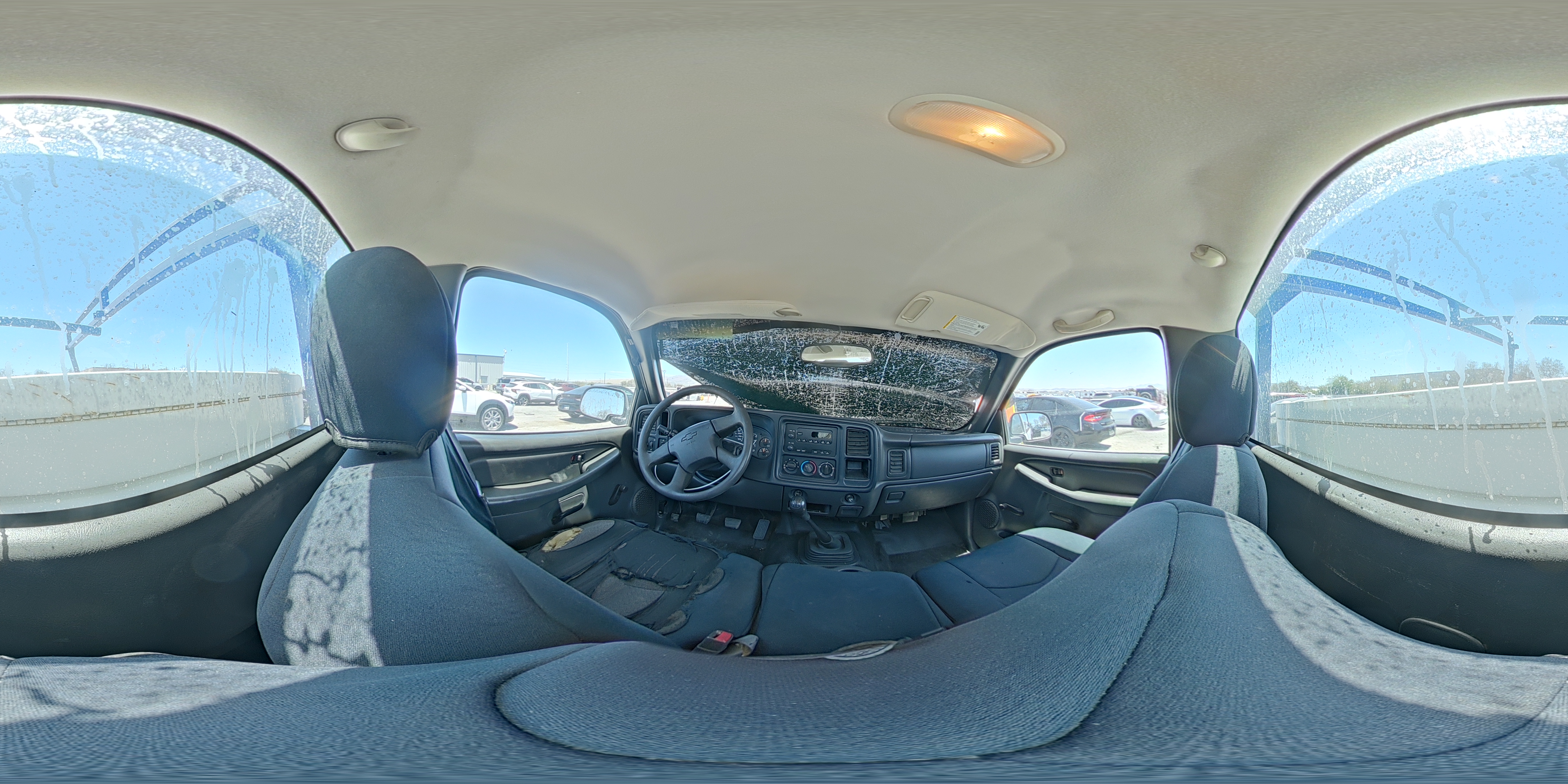 2006 Chevrolet Silverado C1500 White vin: 3GCEC14XX6G188685