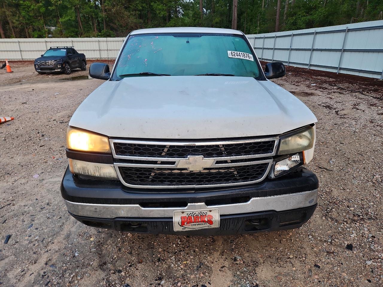 2007 Chevrolet Silverado C1500 Classic White vin: 3GCEC14XX7G146342