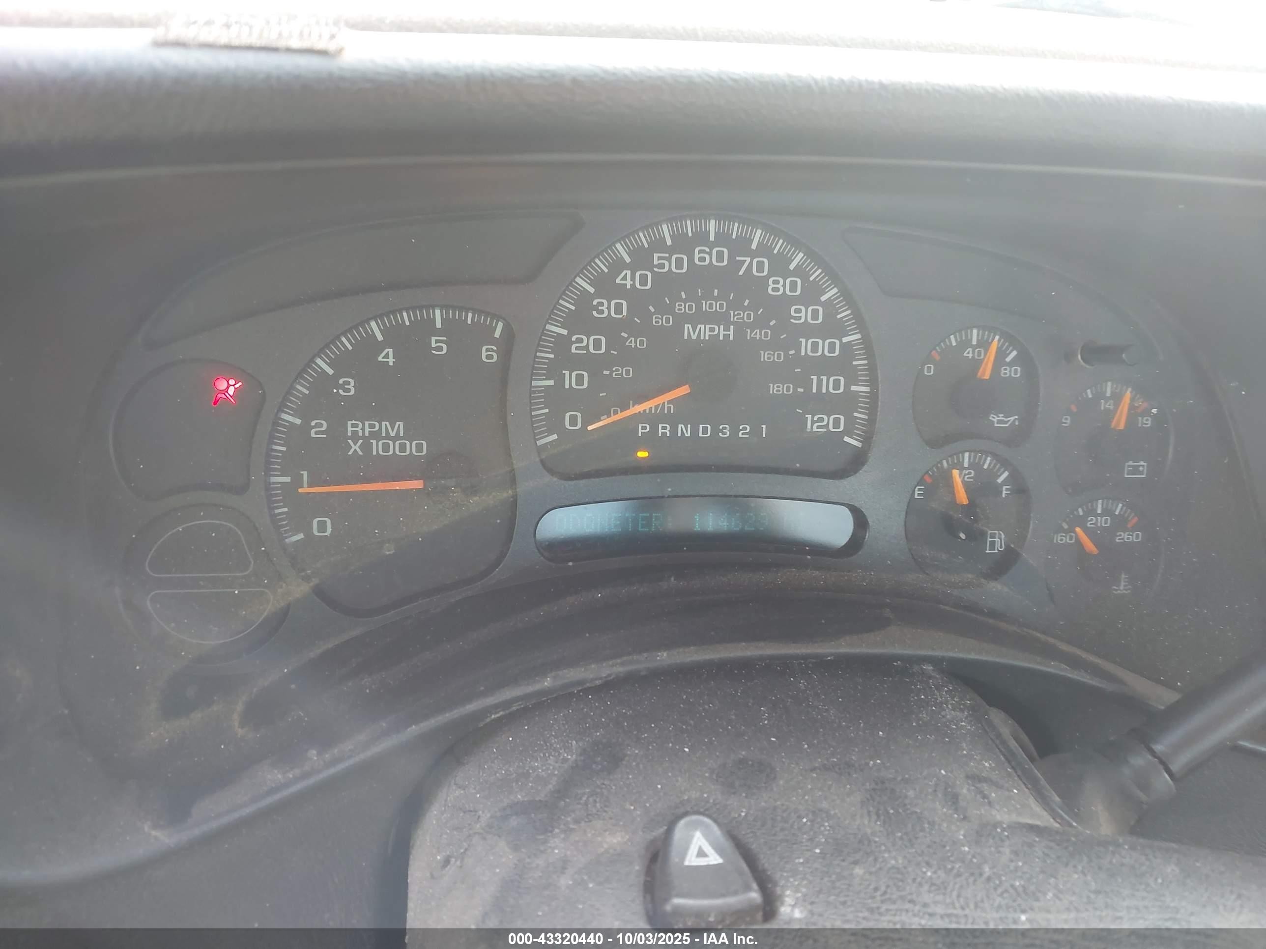 2007 Chevrolet Silverado 1500 Classic Work Truck Белый vin: 3GCEC14XX7G192320