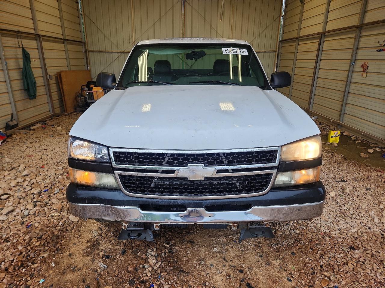 2006 Chevrolet Silverado C1500 White vin: 3GCEC14Z46G152816