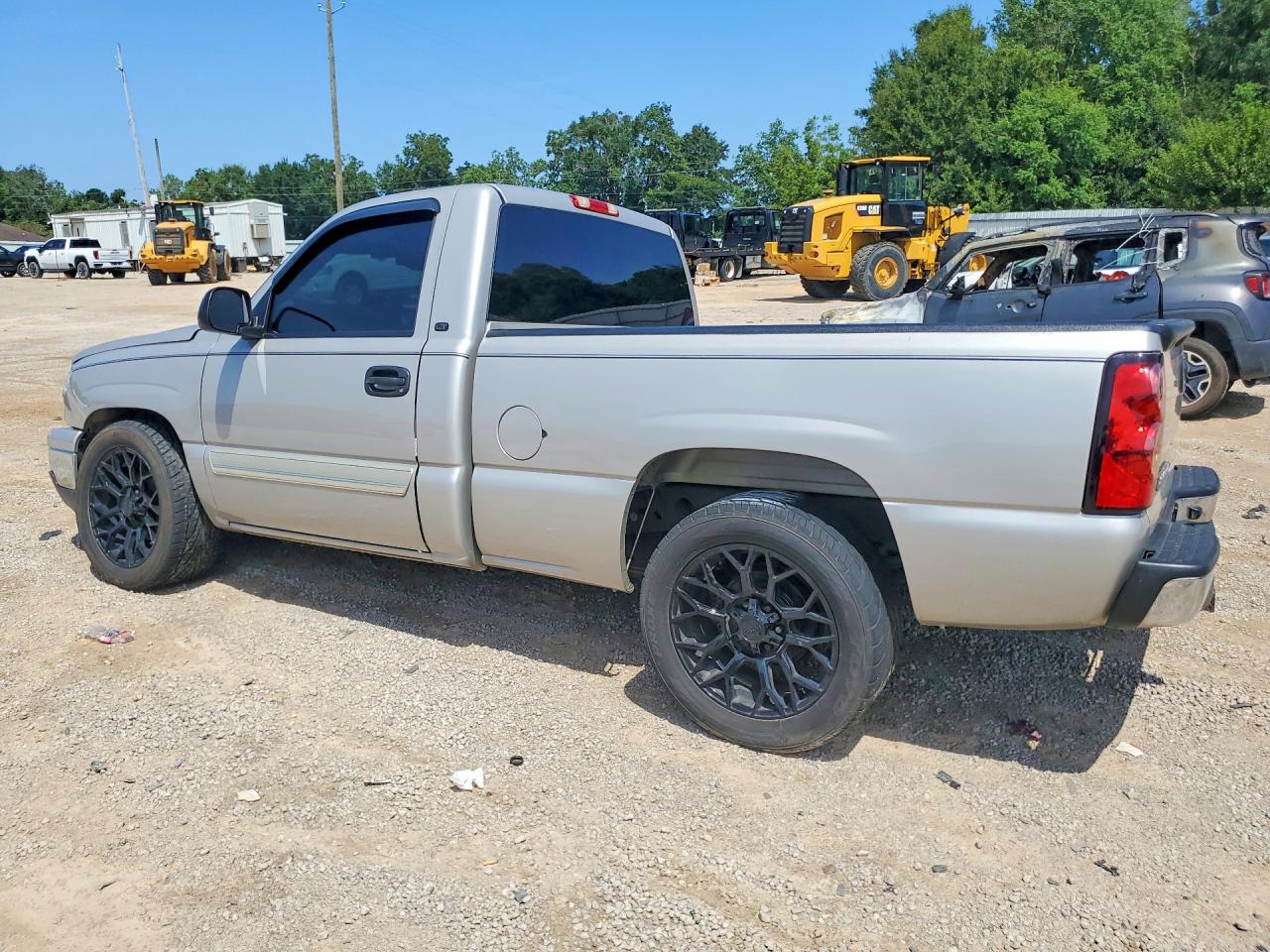 2006 Chevrolet Silverado C1500 Серебряный vin: 3GCEC14Z76G165530