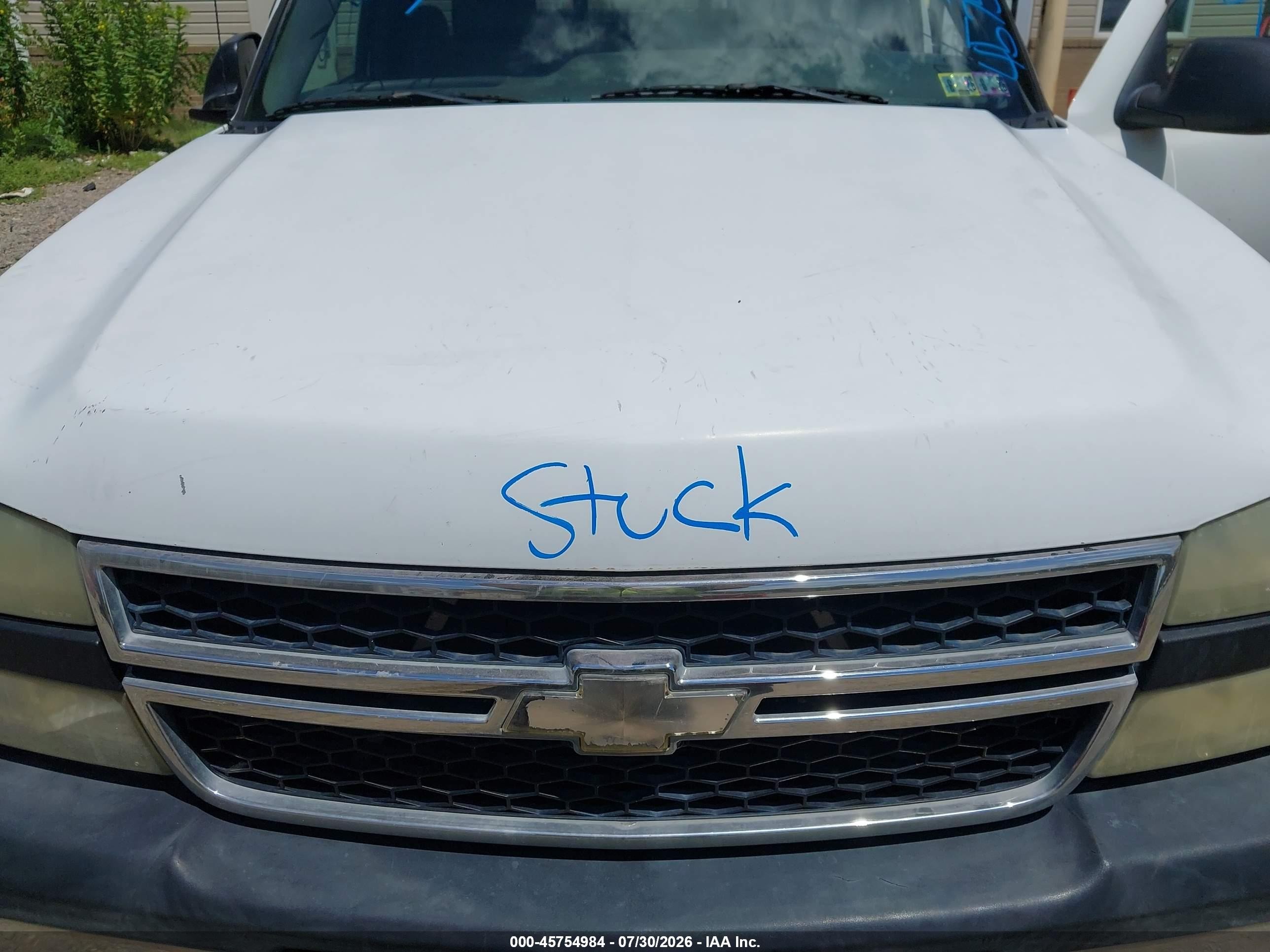 2007 Chevrolet Silverado 1500 Classic Work Truck White vin: 3GCEC14Z87G151489