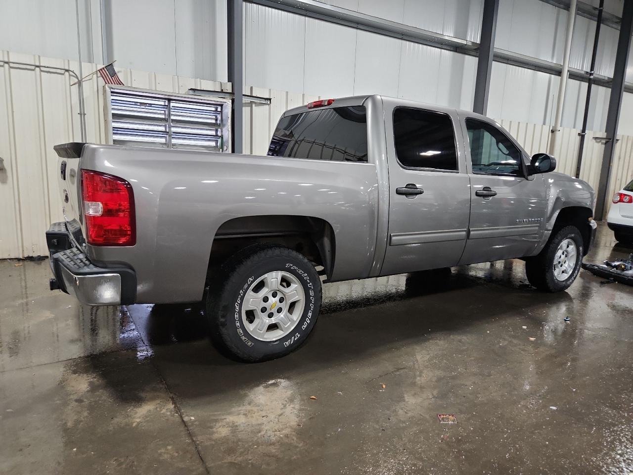2009 Chevrolet Silverado C1500 Lt Gray vin: 3GCEC23059G155625