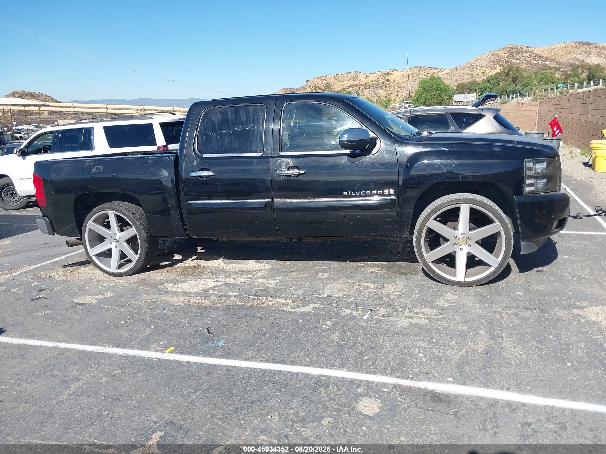 2009 Chevrolet Silverado 1500 Lt Черный vin: 3GCEC23089G270171