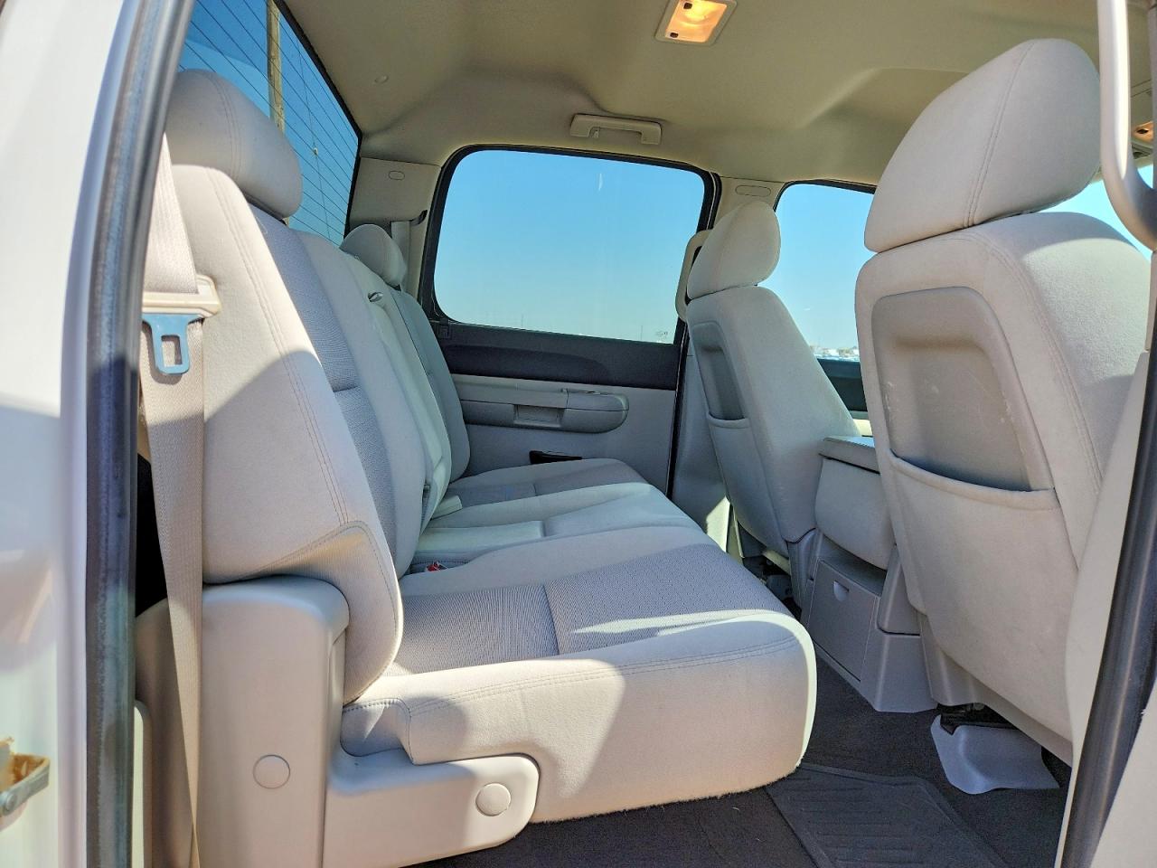 2009 Chevrolet Silverado C1500 Lt White vin: 3GCEC23J09G113162