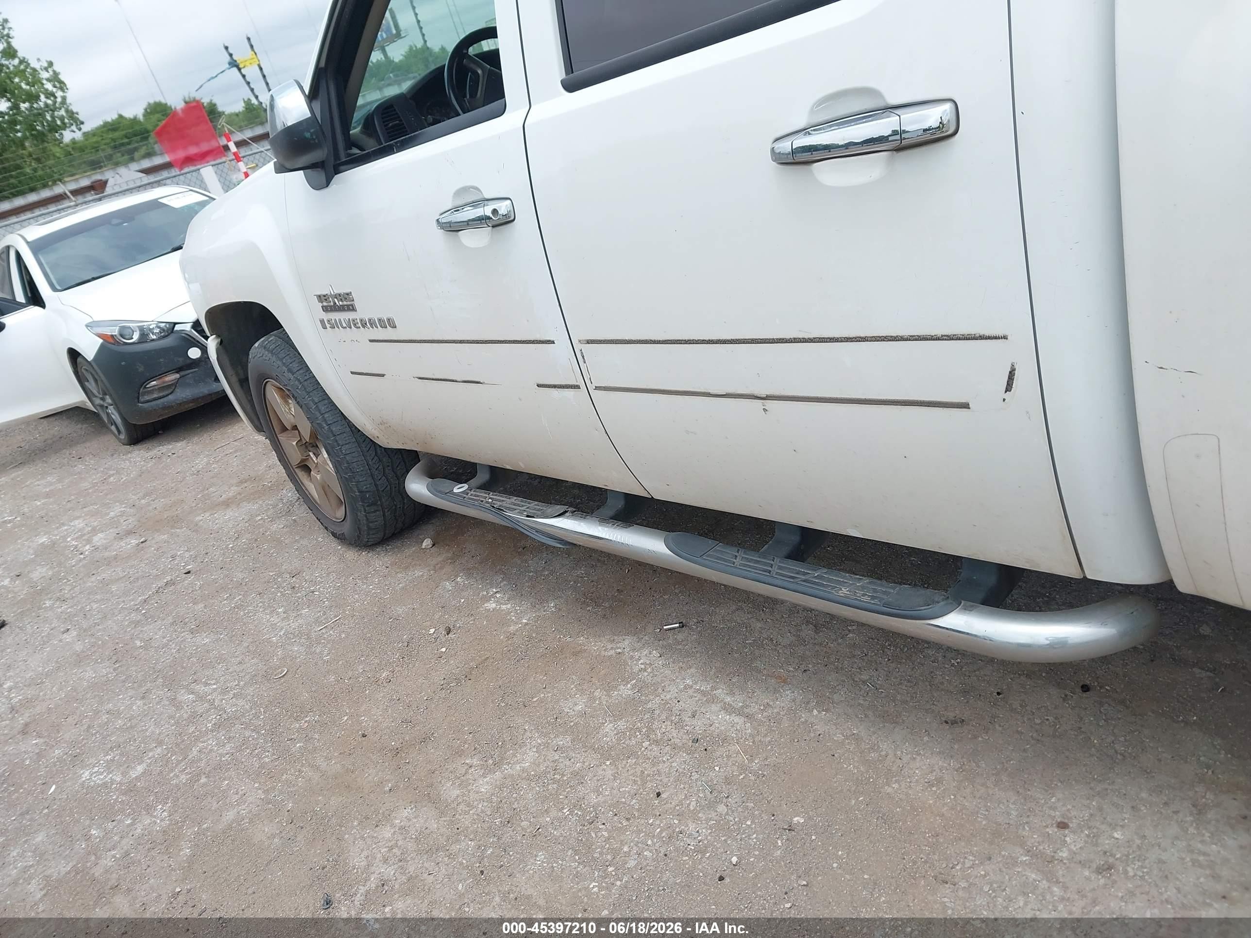 2009 Chevrolet Silverado 1500 Lt White vin: 3GCEC23J89G189132
