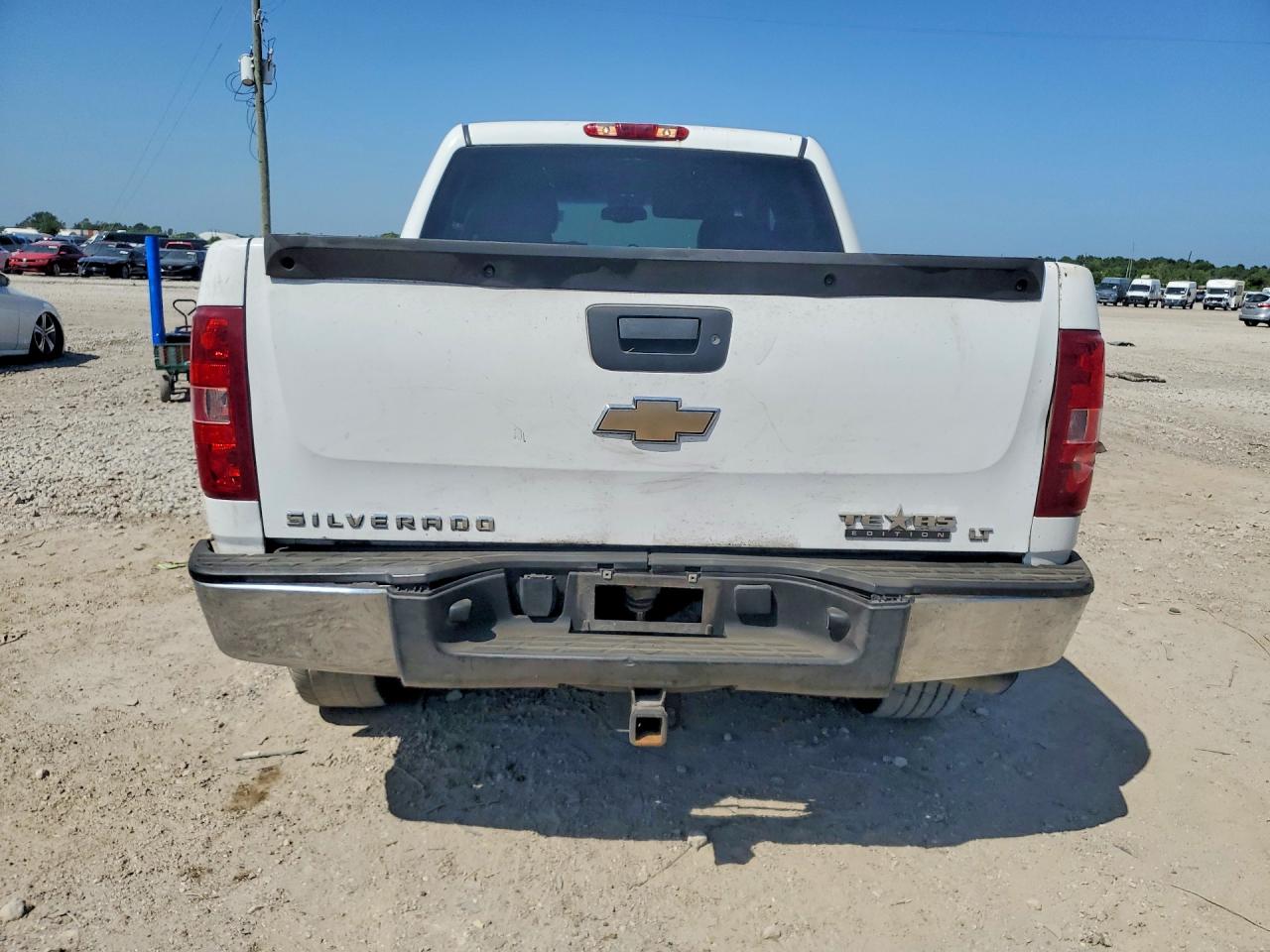 2009 Chevrolet Silverado C1500 Lt White vin: 3GCEC23J99G289210