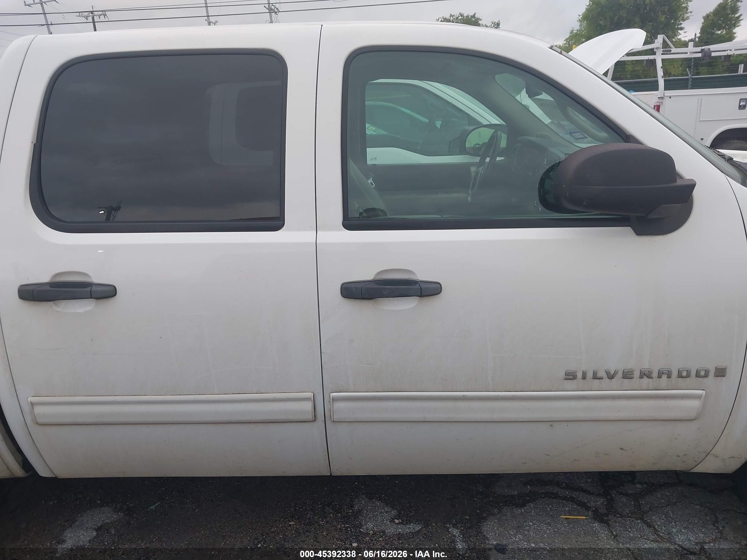 2009 Chevrolet Silverado 1500 Lt White vin: 3GCEC23JX9G266566