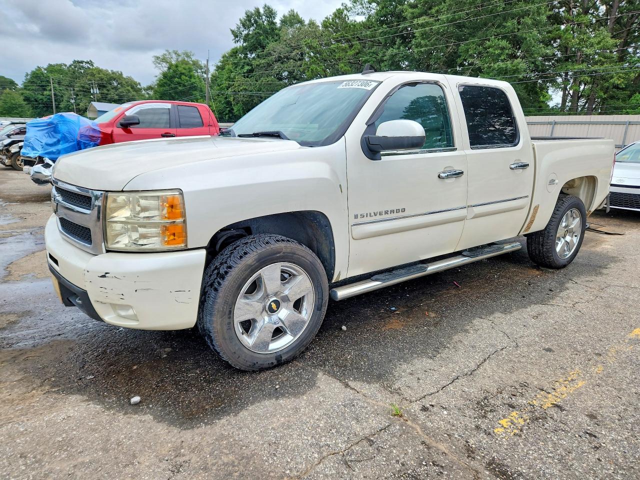 2009 Chevrolet Silverado C1500 Ltz White vin: 3GCEC33069G160029