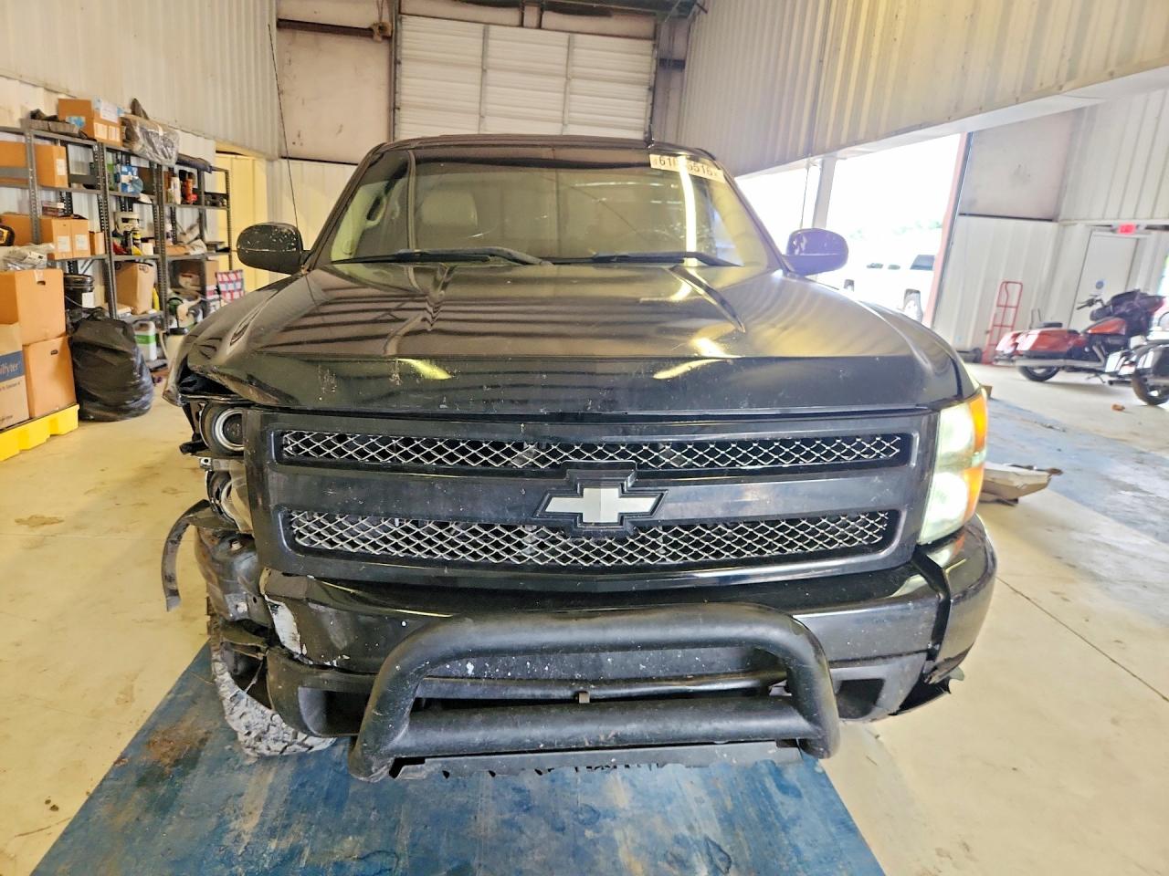 2008 Chevrolet Silverado K1500 Черный vin: 3GCEK13328G273797